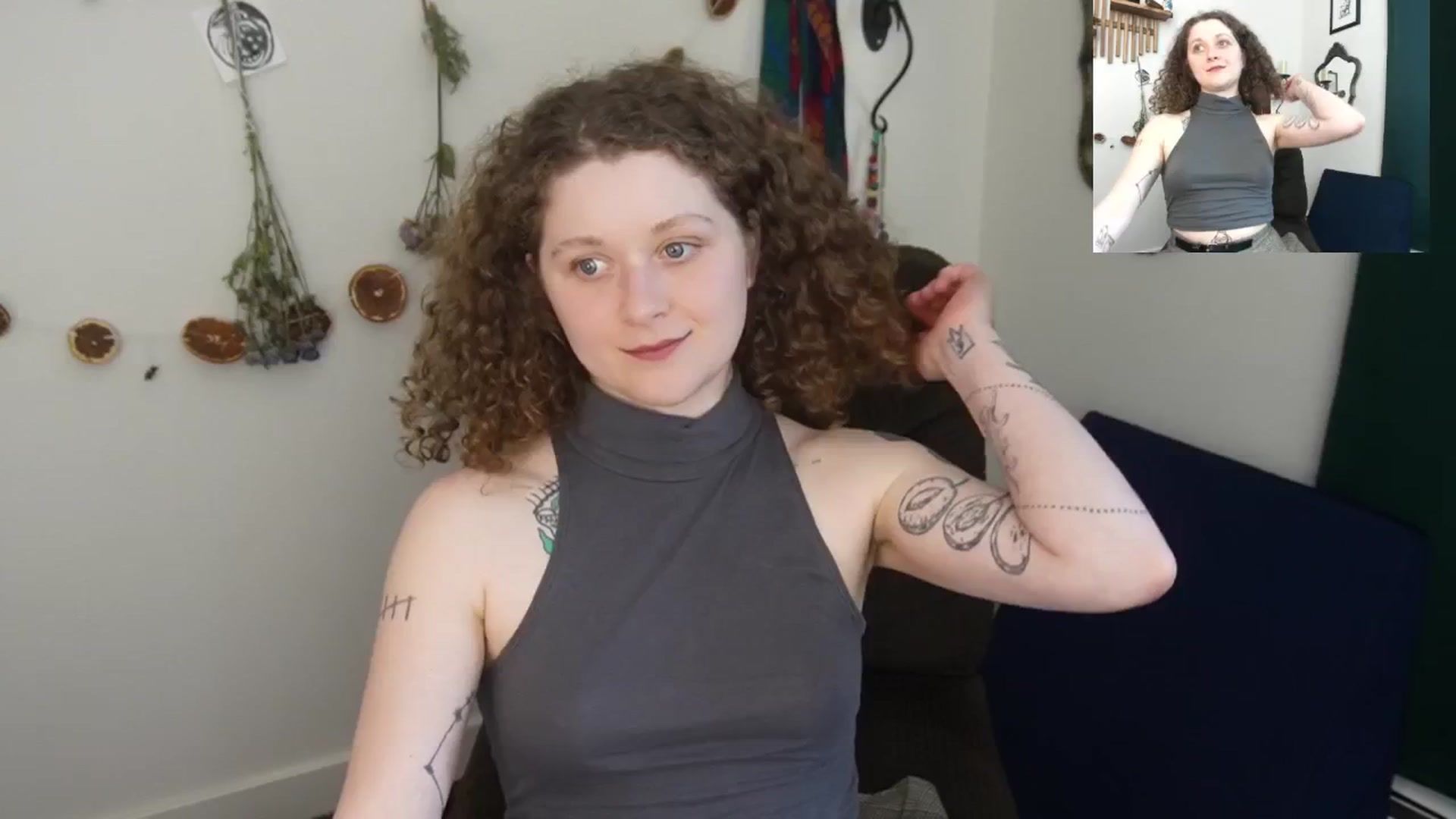 PeachyQueen_ video thumbnail