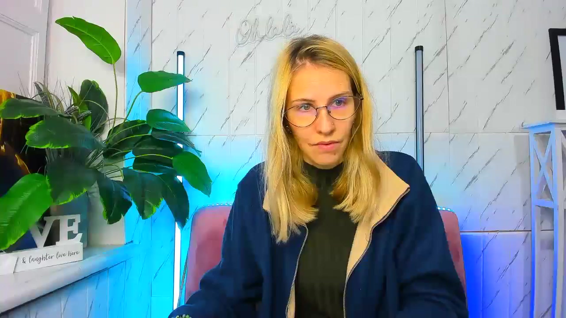 EmmaKriss video thumbnail