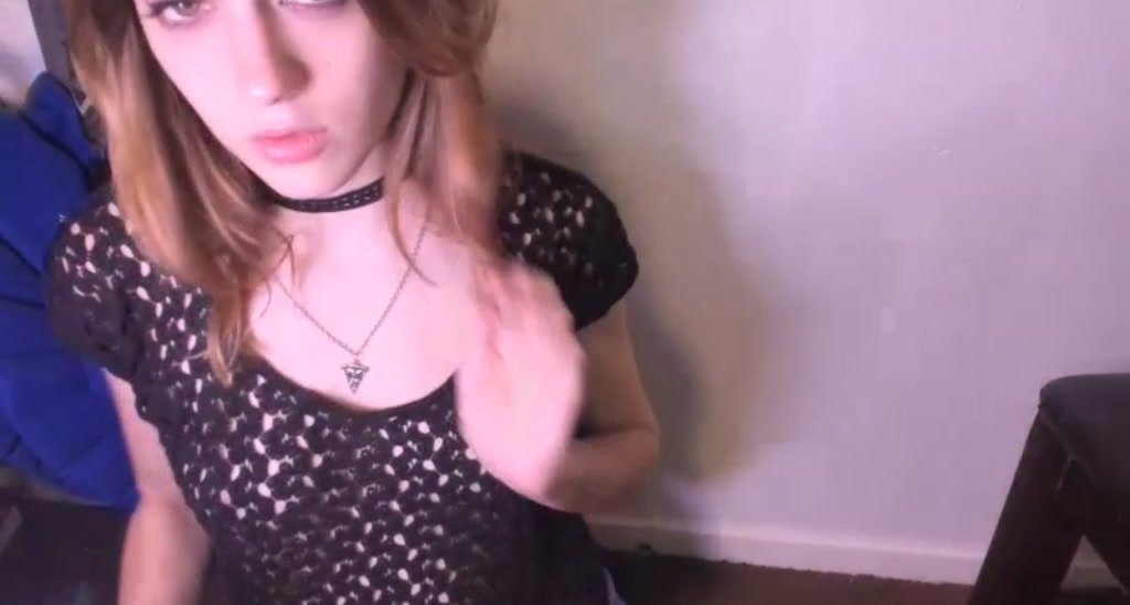 NaomiDee video thumbnail