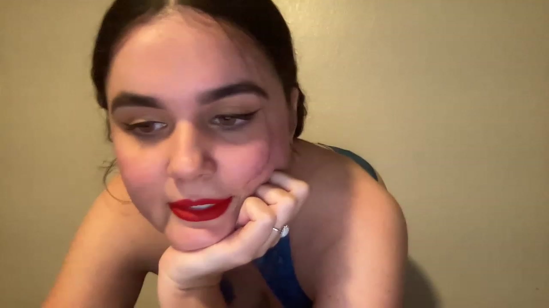 Giaislovely video thumbnail