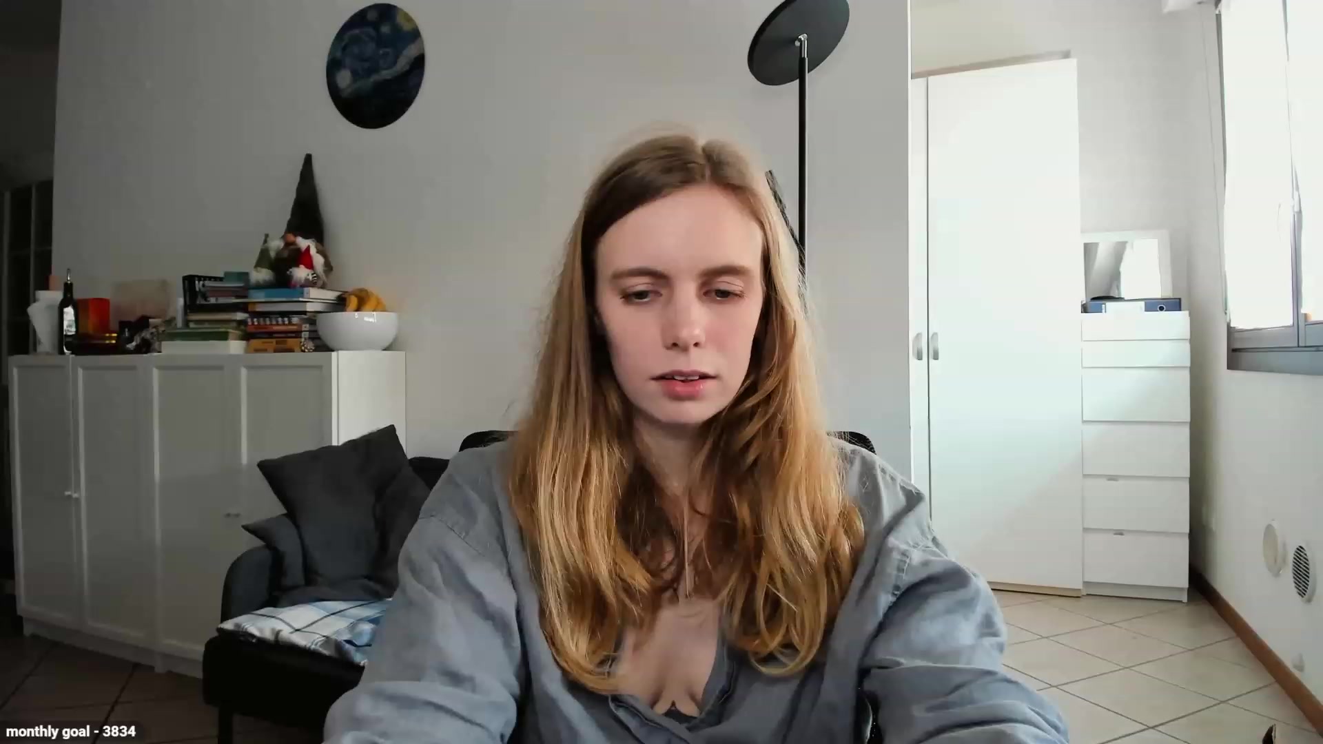Personage video thumbnail