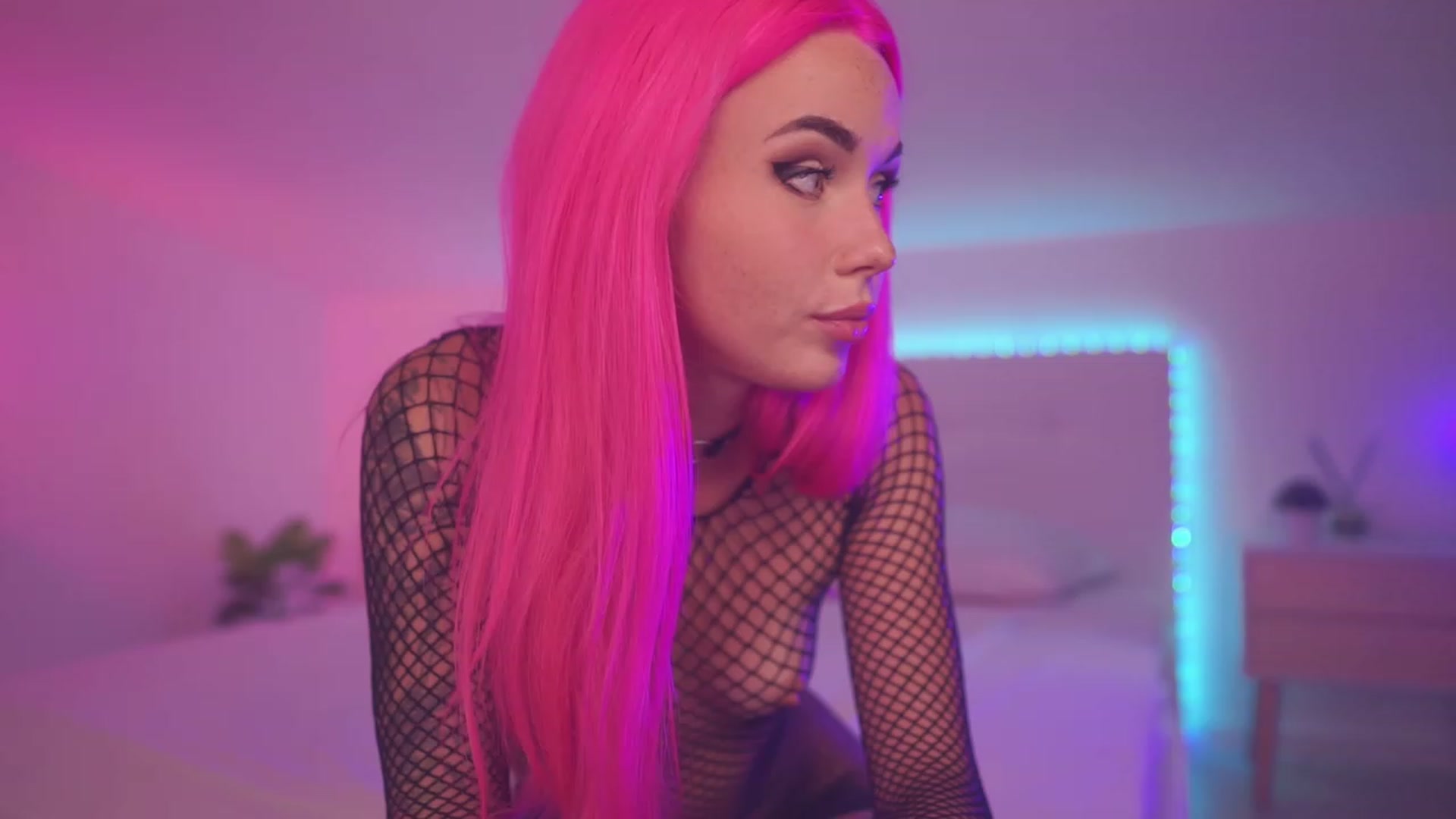 Sarah_Pink video thumbnail