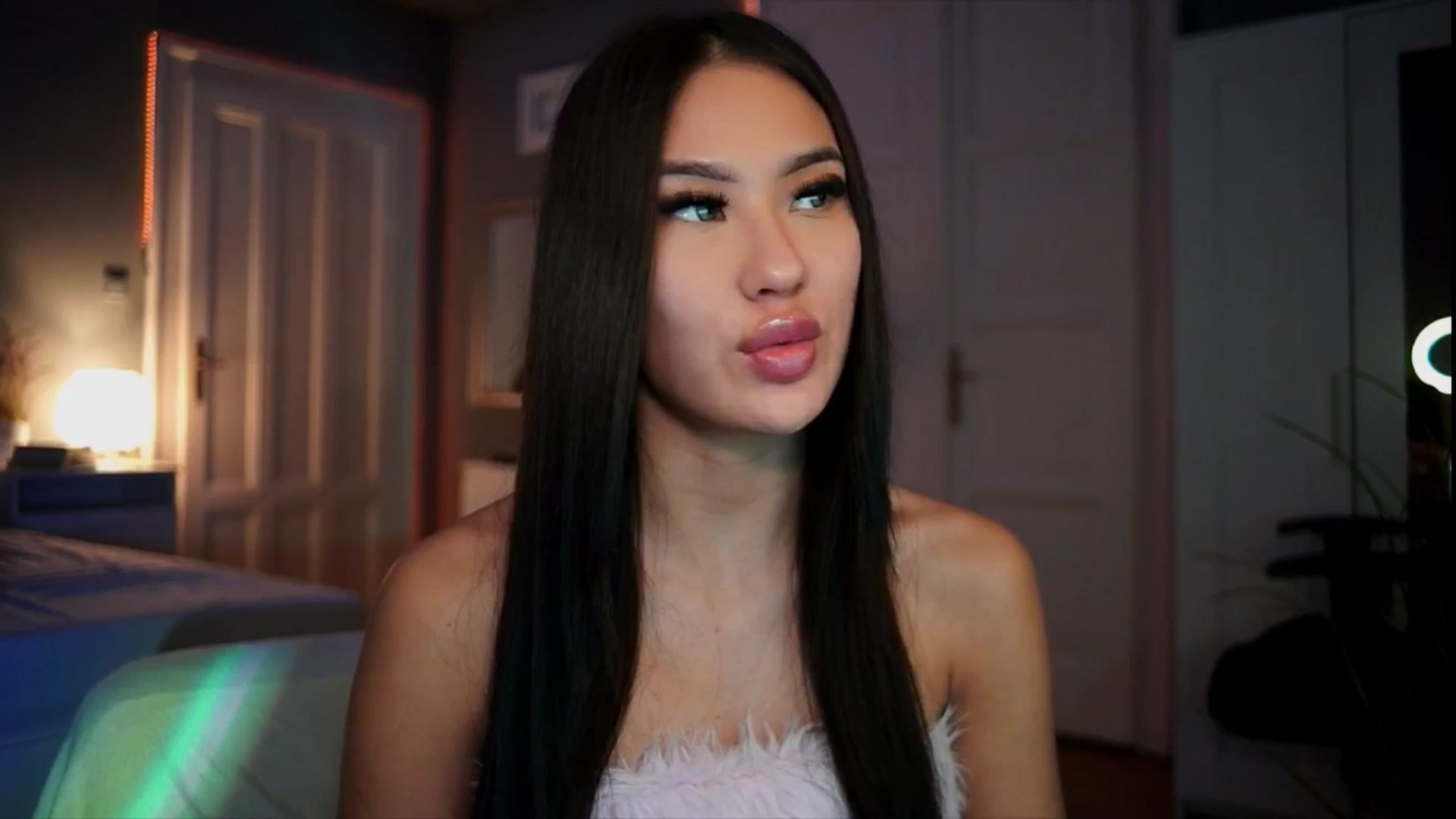 MaiStream video thumbnail