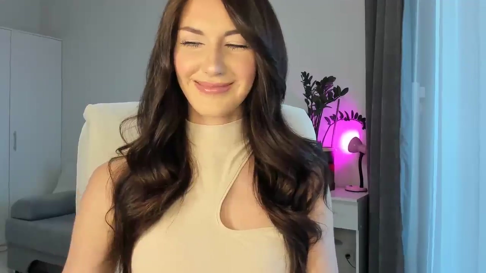 Tina_candy video thumbnail