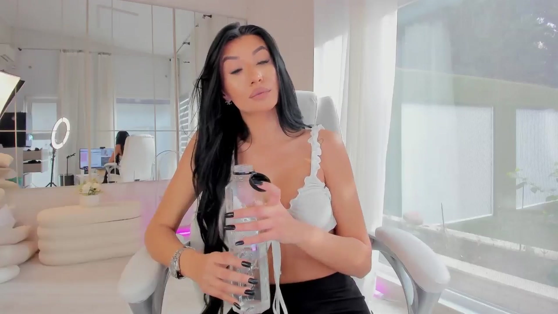 Miss_diamond_ video thumbnail