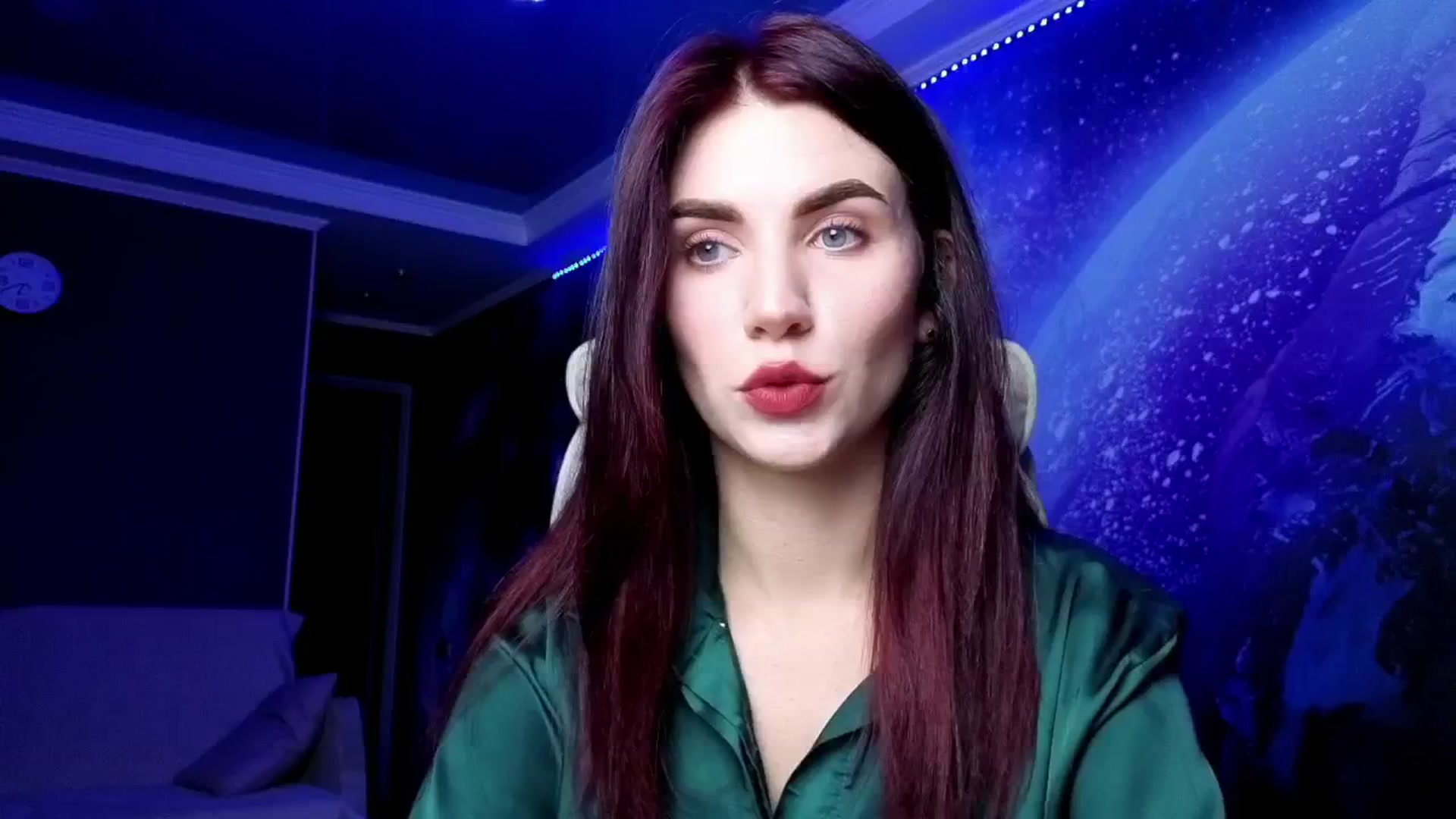 MiaLuxe video thumbnail