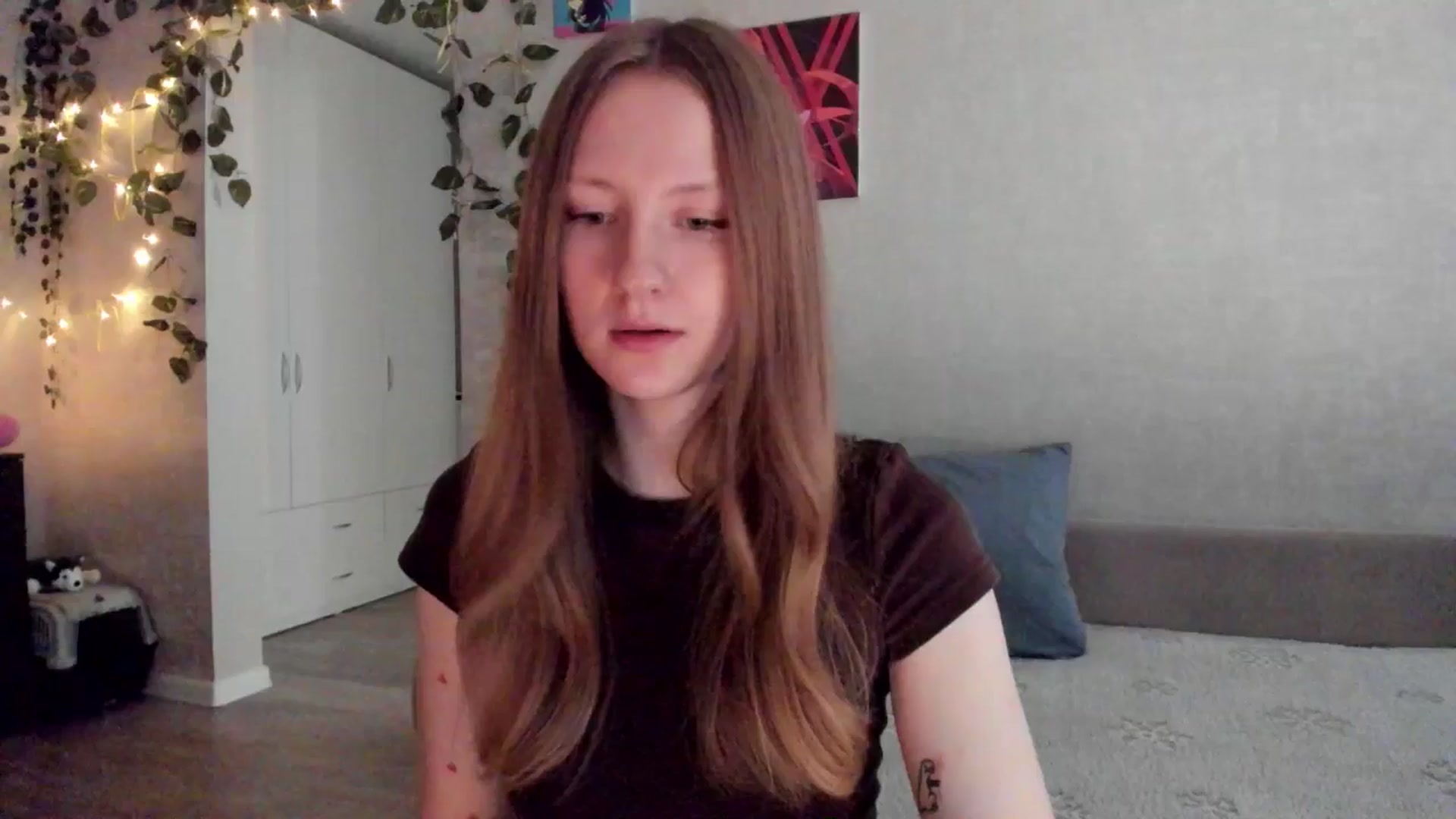 mnialice video thumbnail