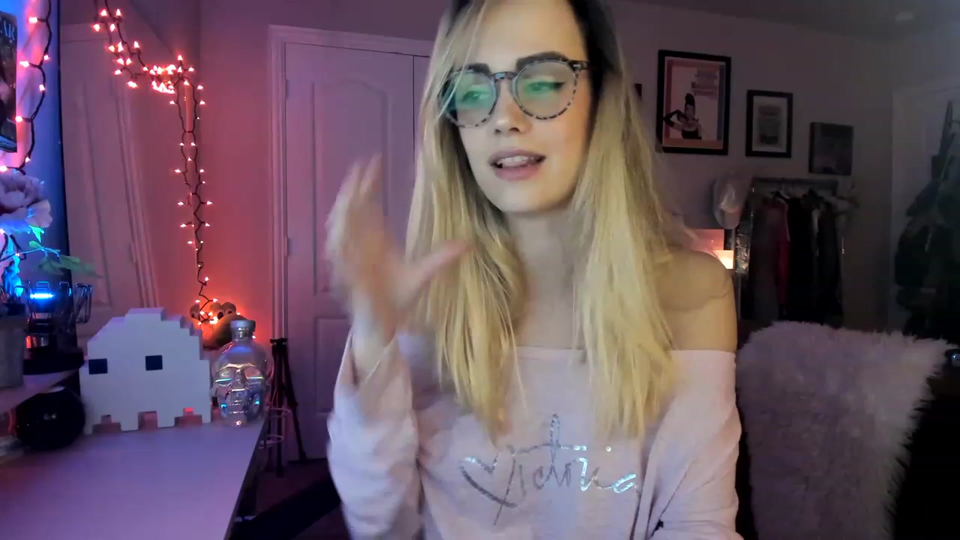 AudryLikes video thumbnail