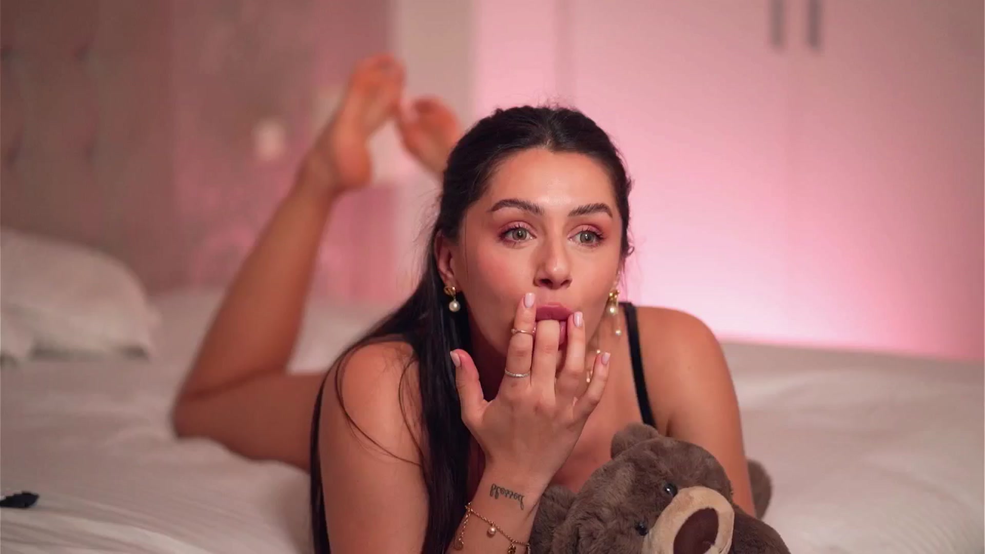 VelvettAngel video thumbnail