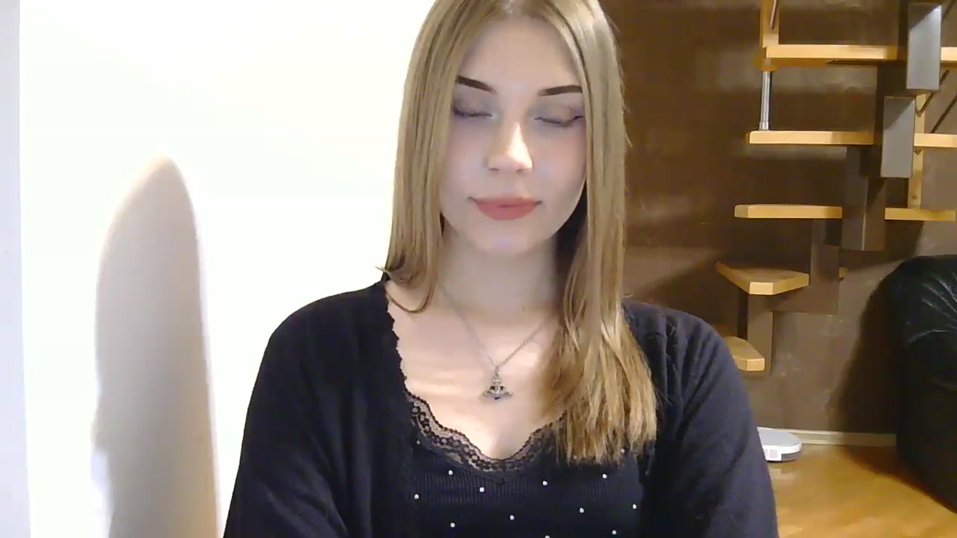 YanaMeoww video thumbnail