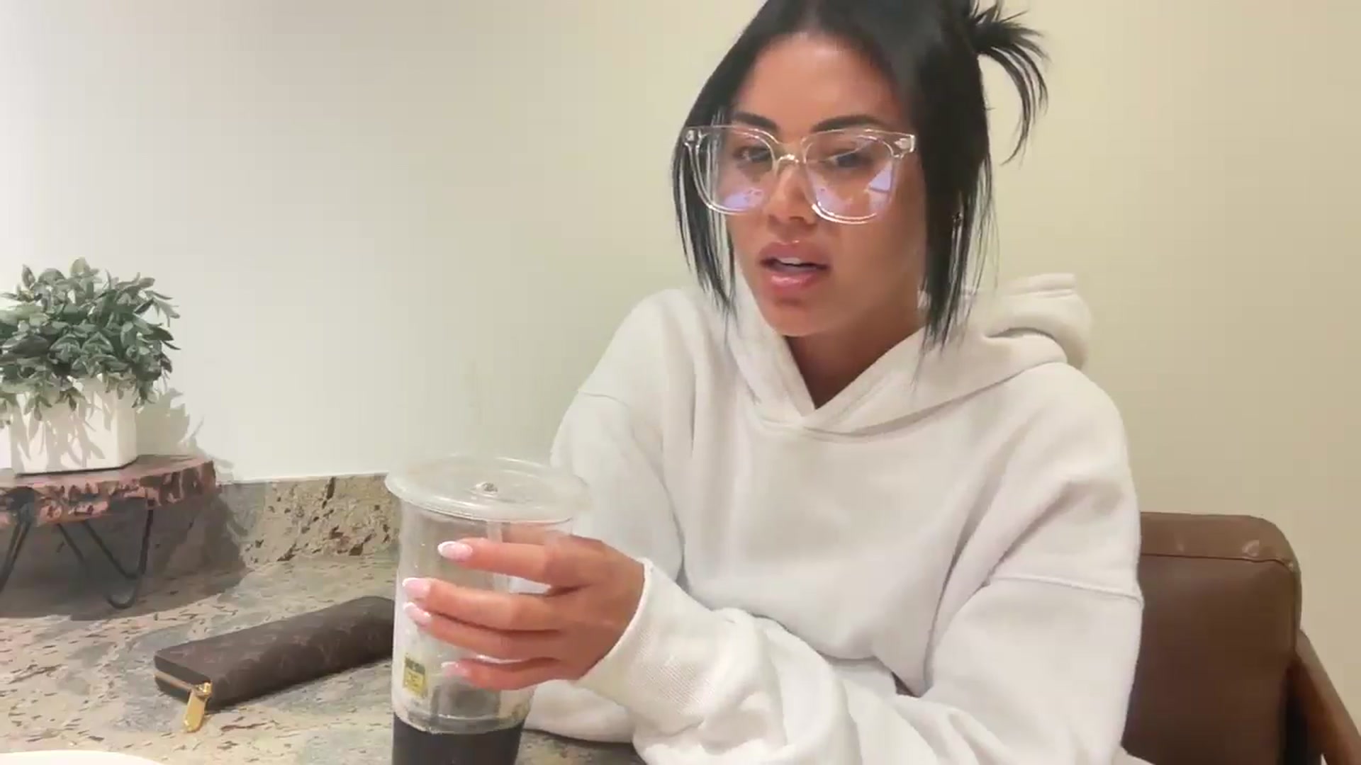 Naomilynn video thumbnail