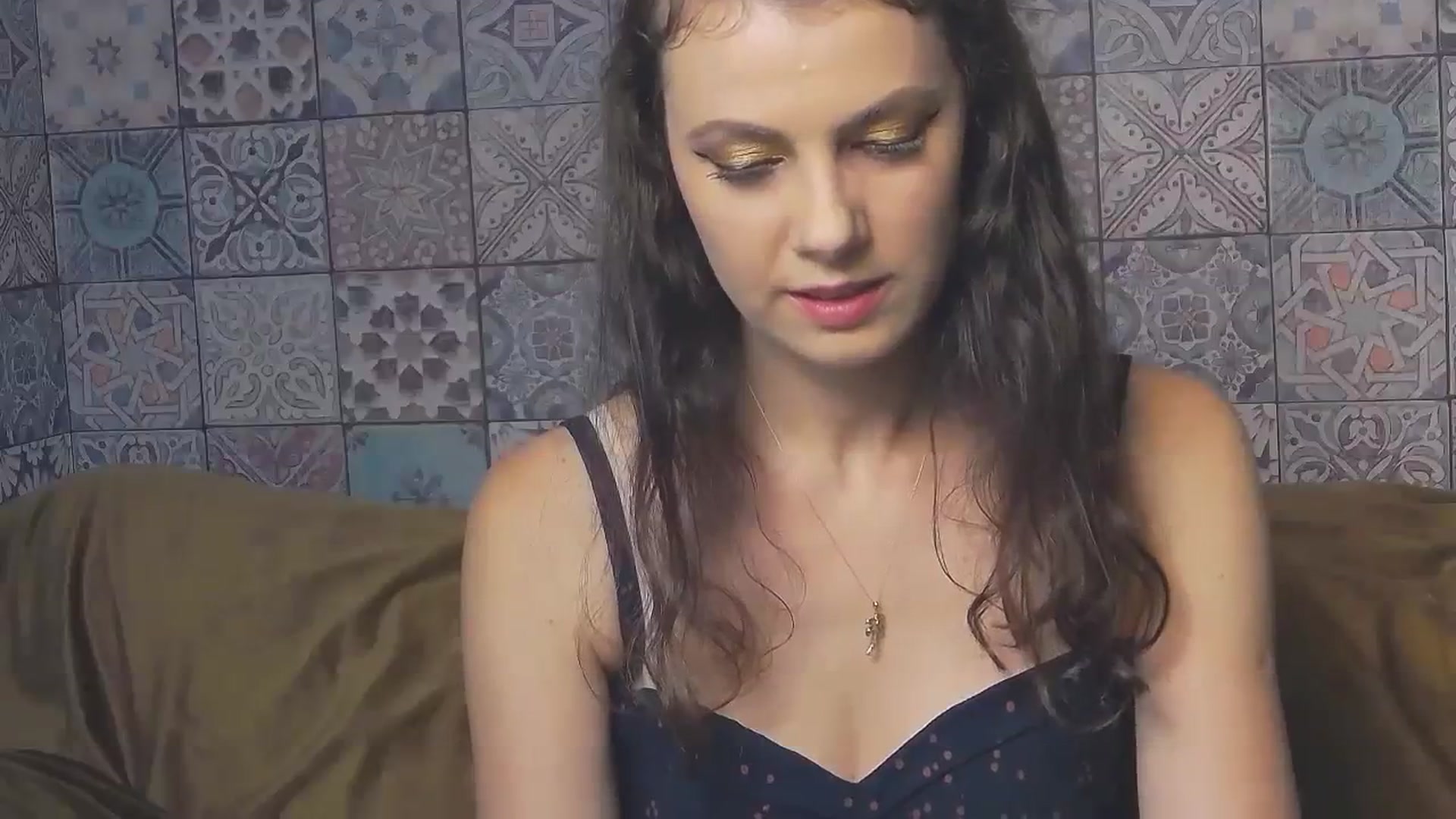 MissAracely video thumbnail