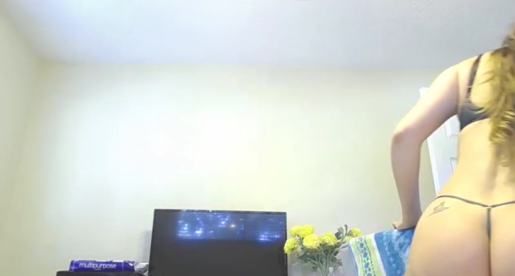 Skye_Evans_ video thumbnail