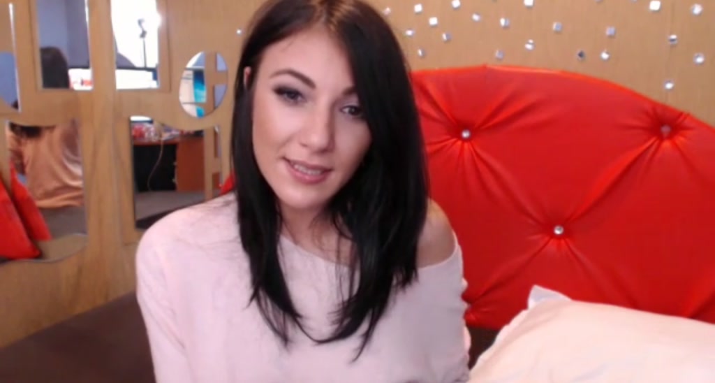 CleoBee video thumbnail