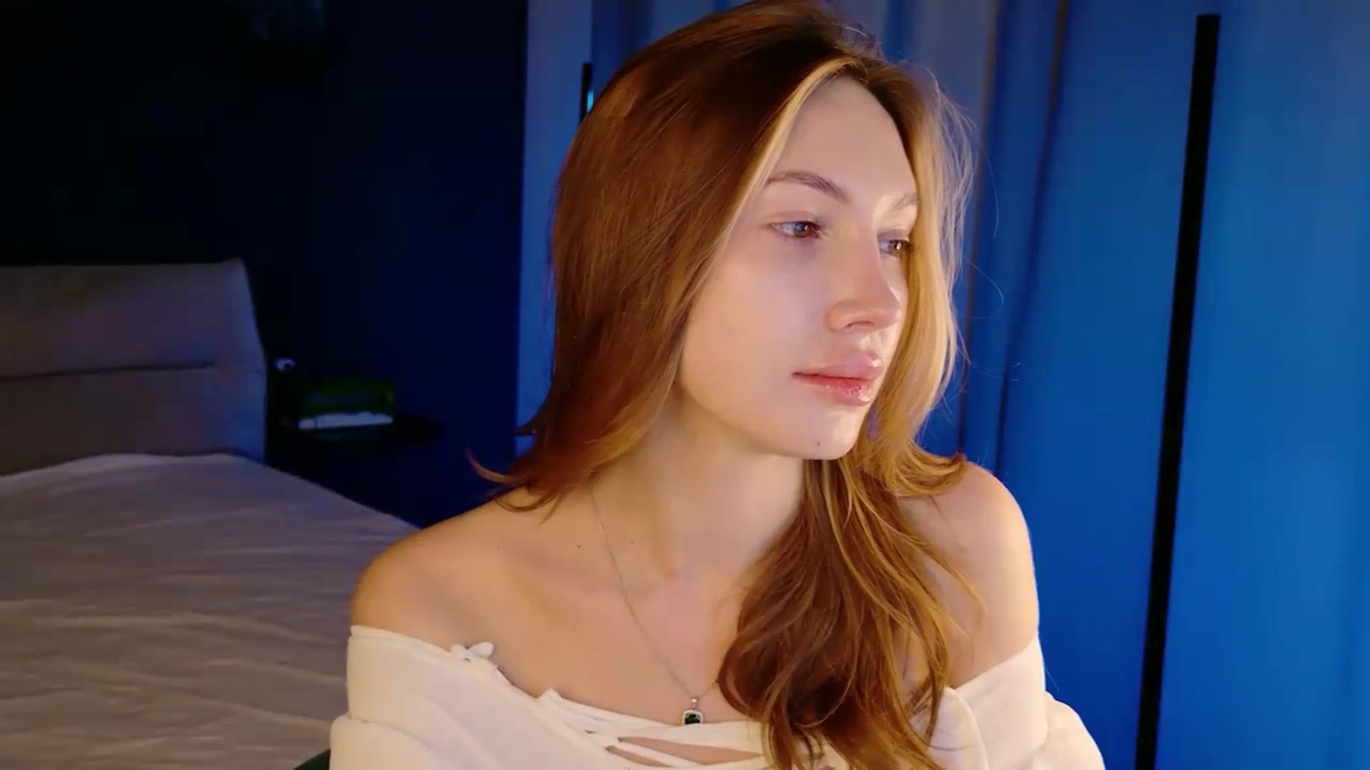 LovelyGin video thumbnail