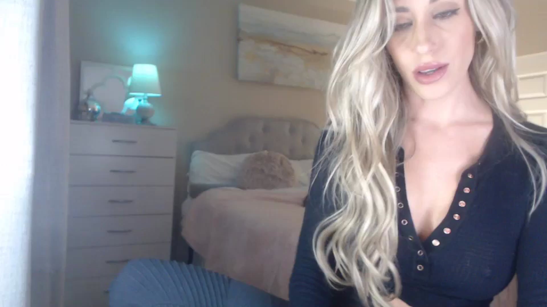 Queen_bambii video thumbnail