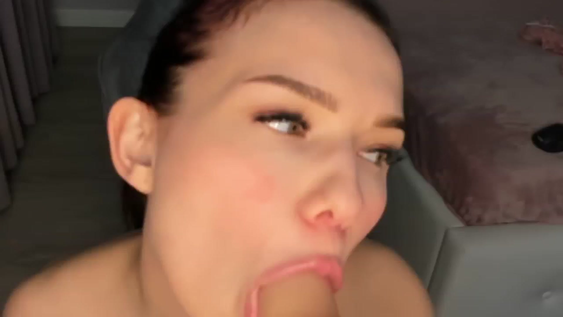 Angieerosee video thumbnail