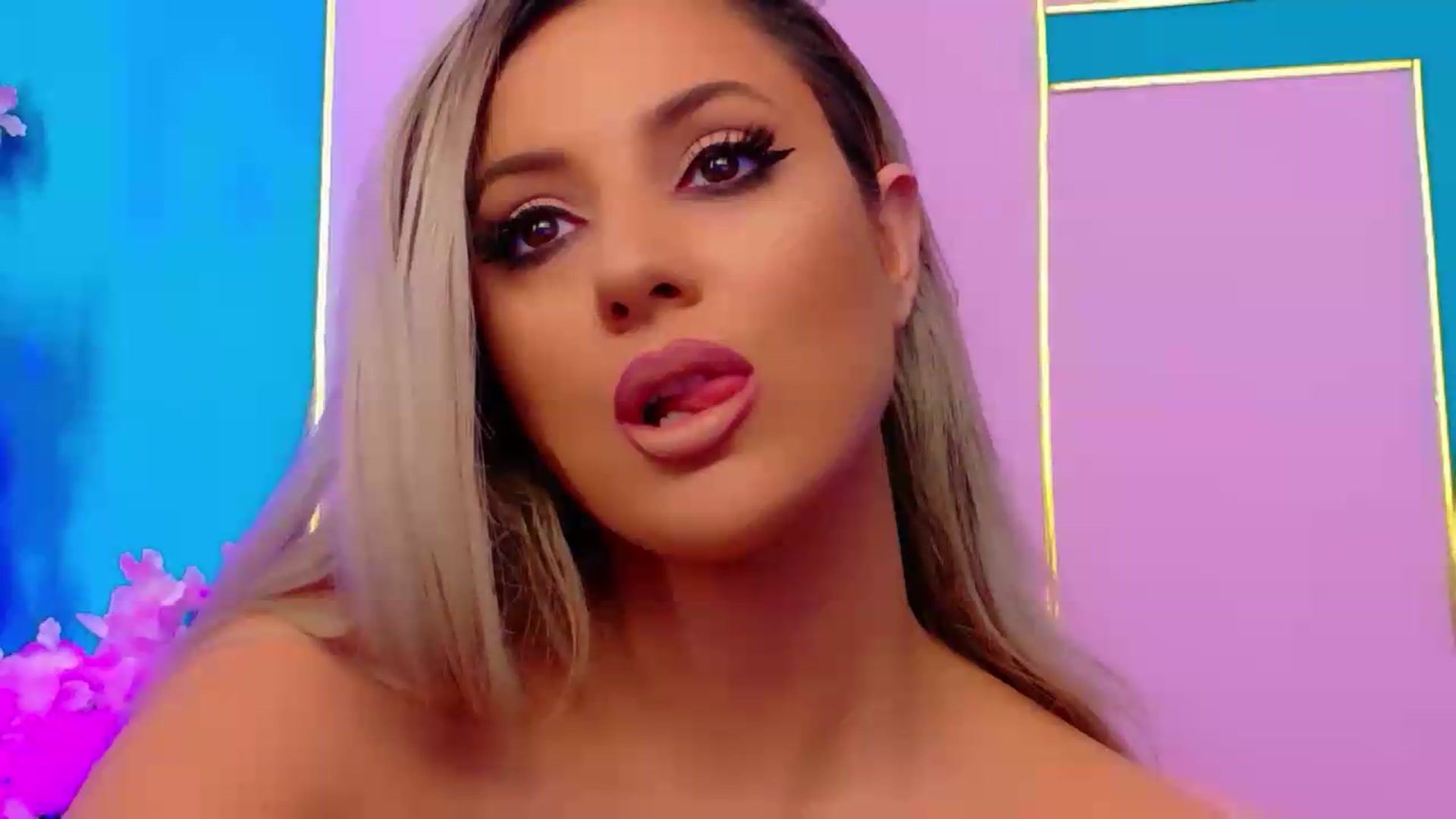 AriannaSins video thumbnail
