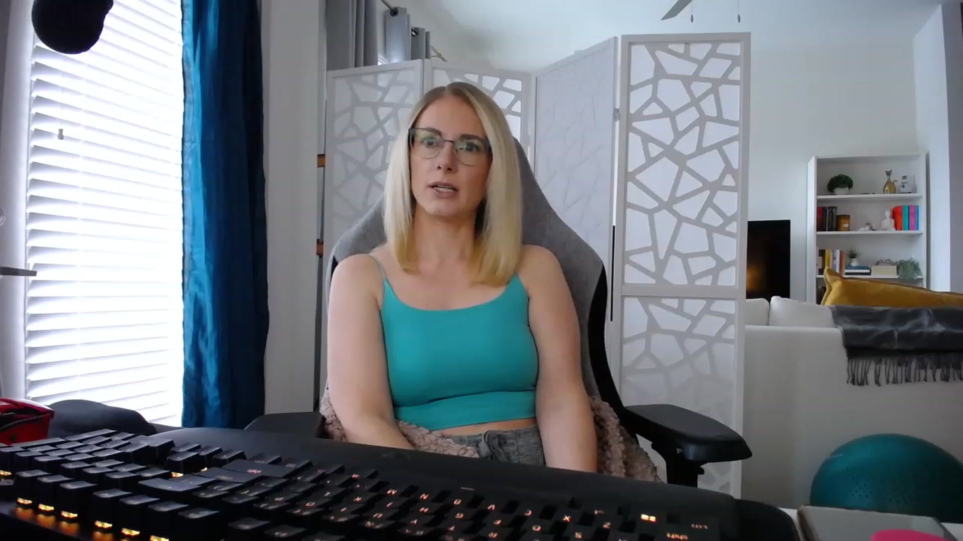 TeecakeAvery video thumbnail