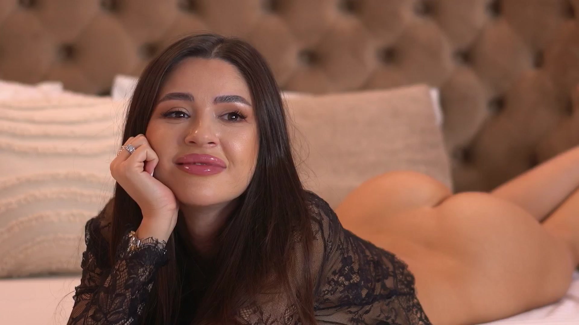 AshleyBae video thumbnail