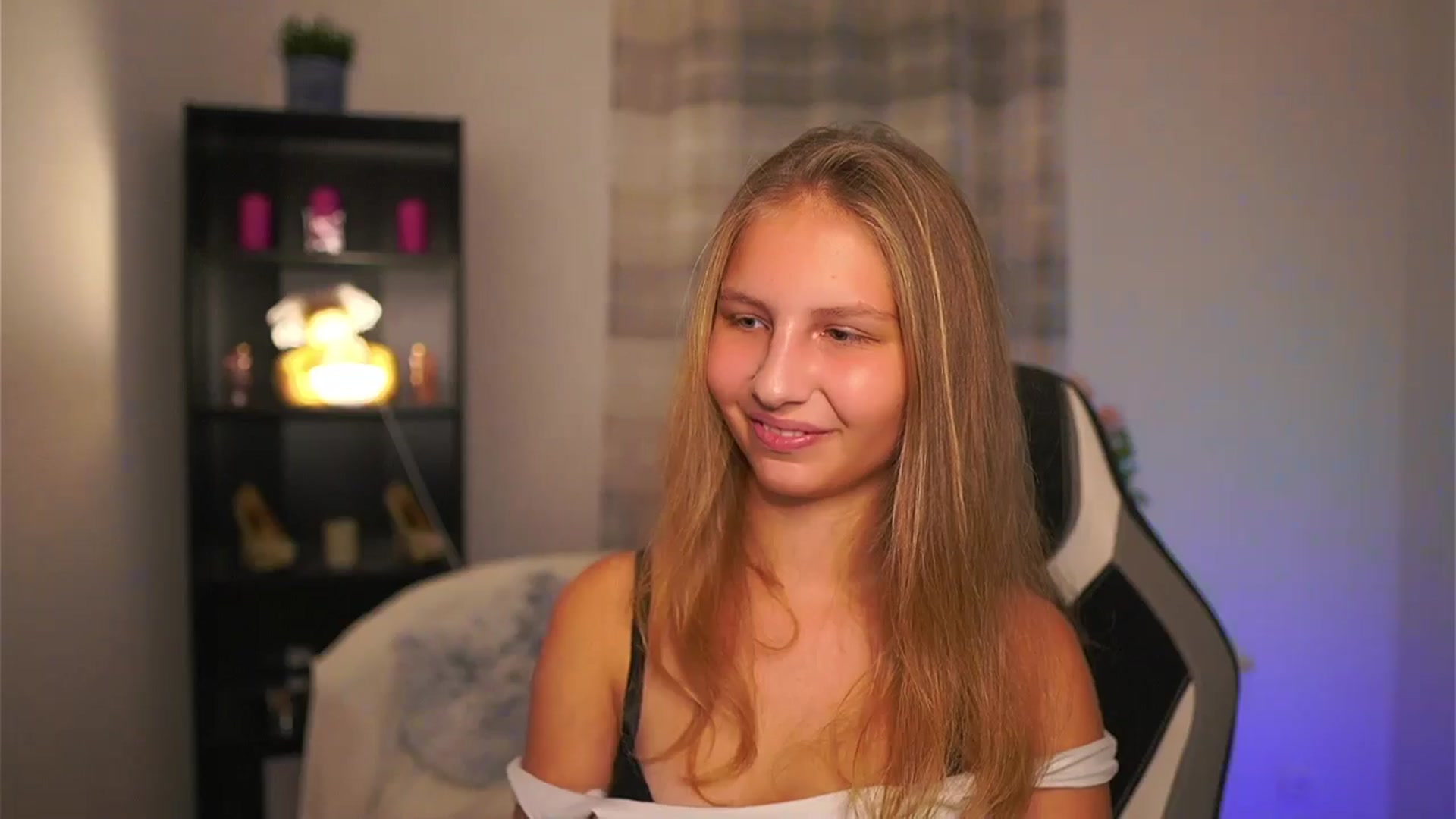 Emmie_murray video thumbnail