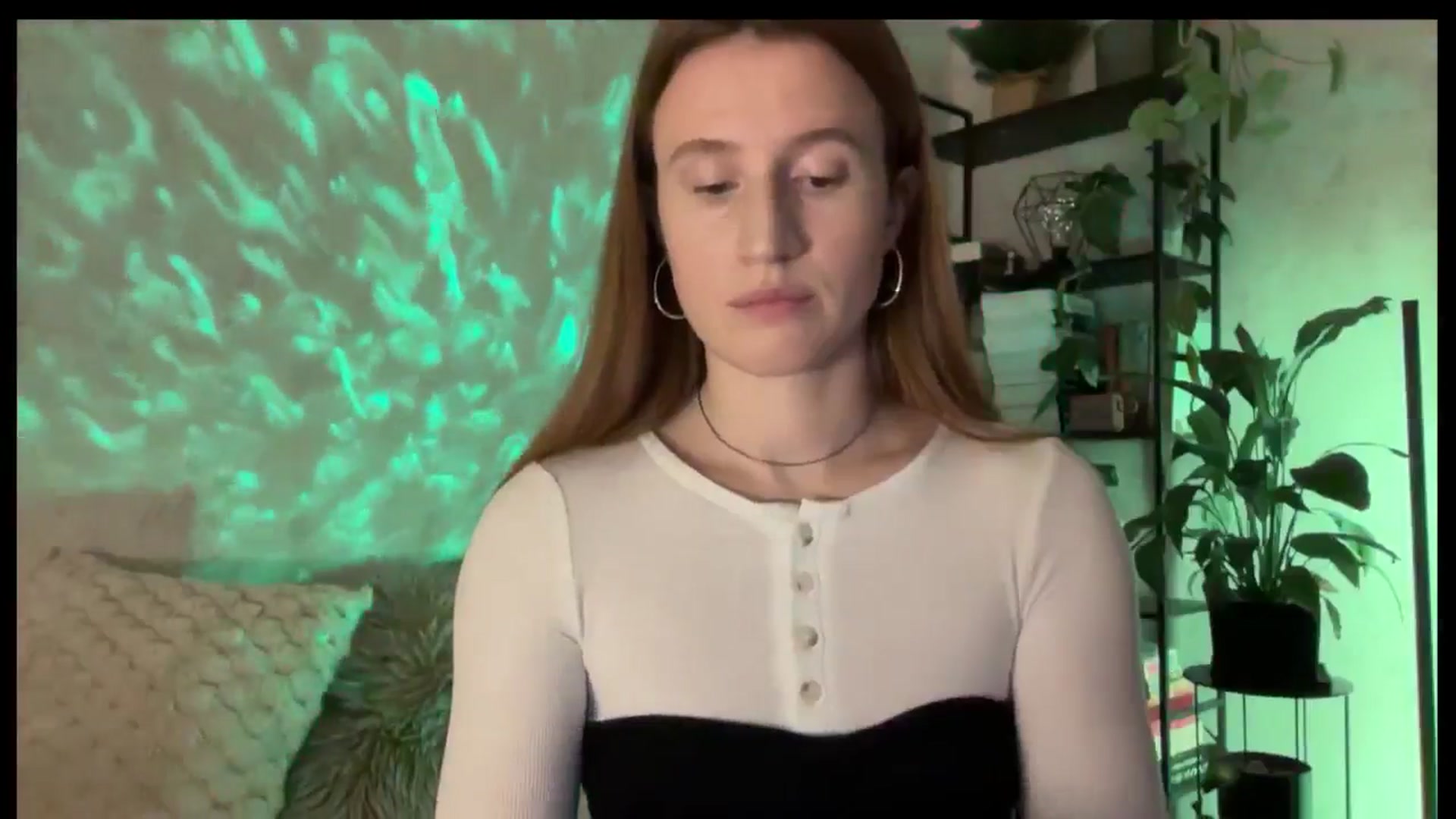 LovelyBvnny video thumbnail