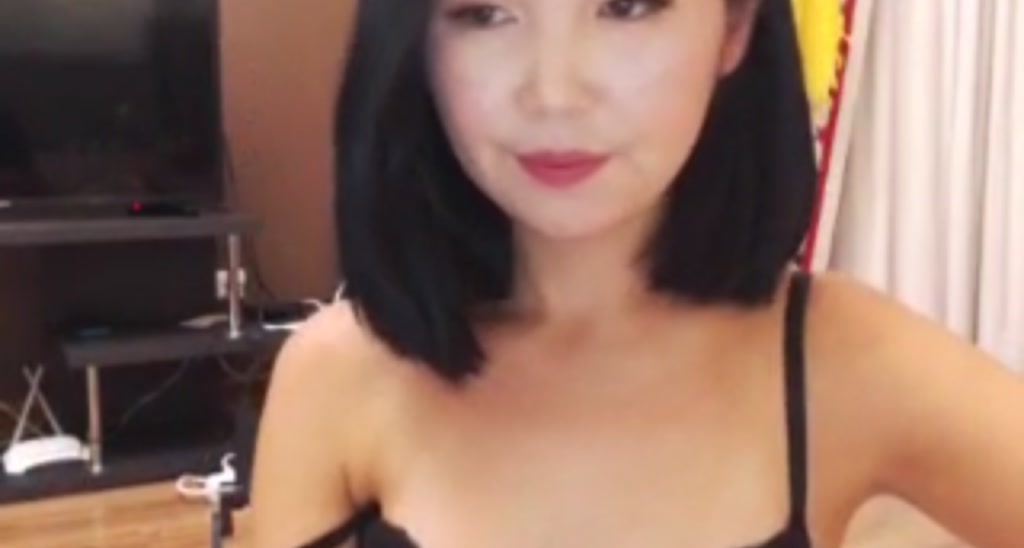 ItsMeMina video thumbnail
