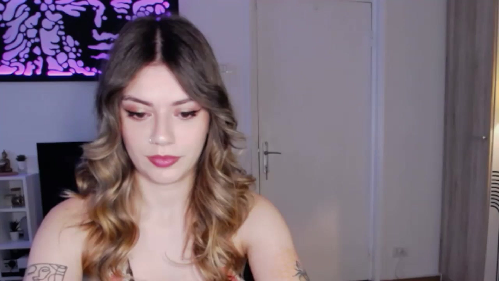 RiriBee video thumbnail