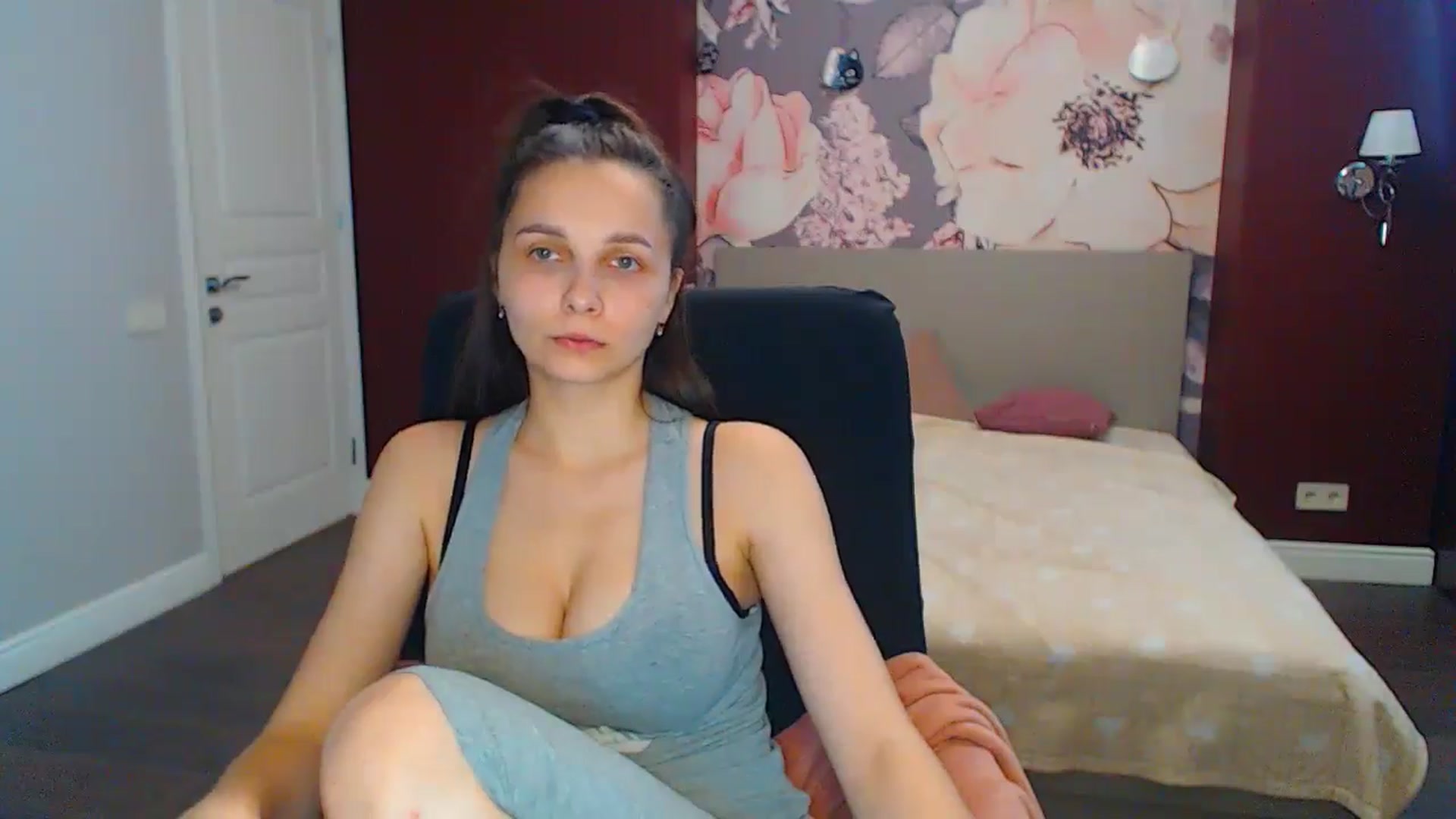Karina_Mils video thumbnail