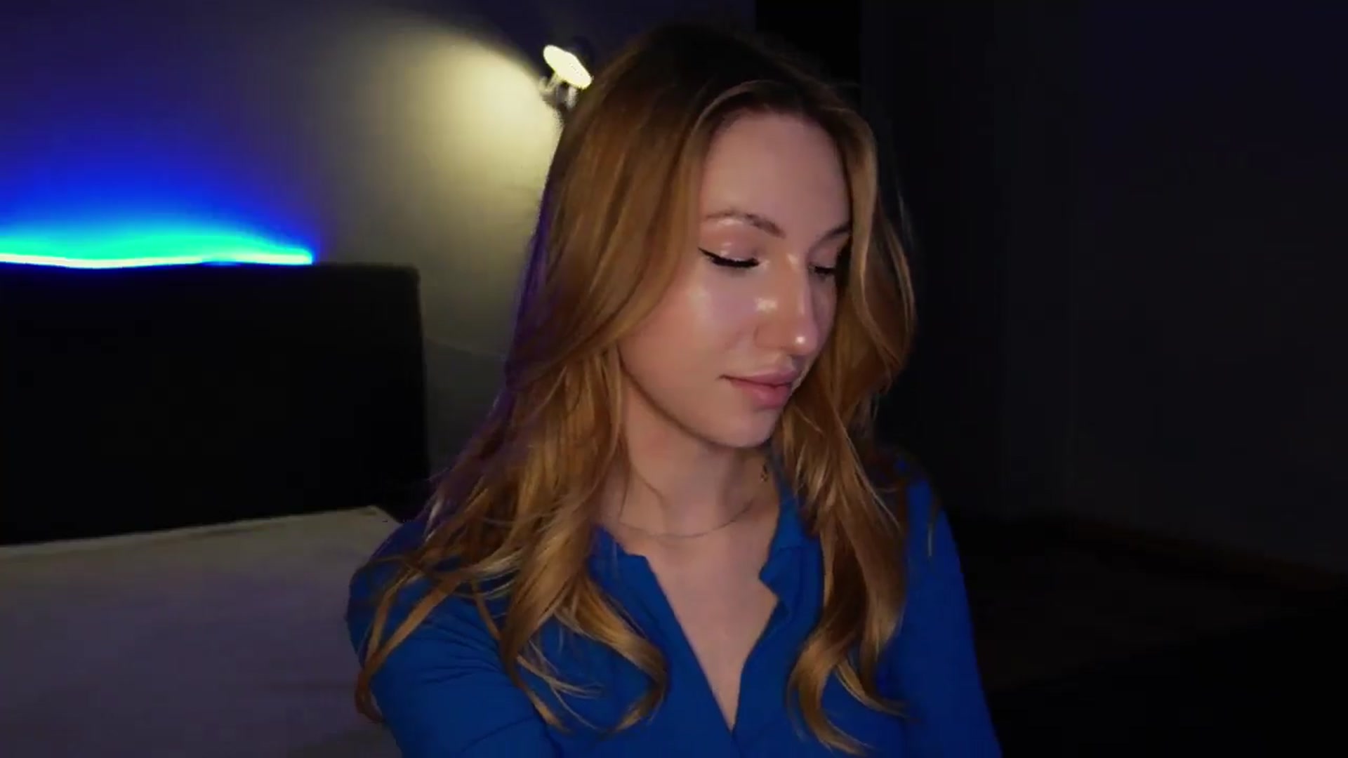 LovelyGin video thumbnail