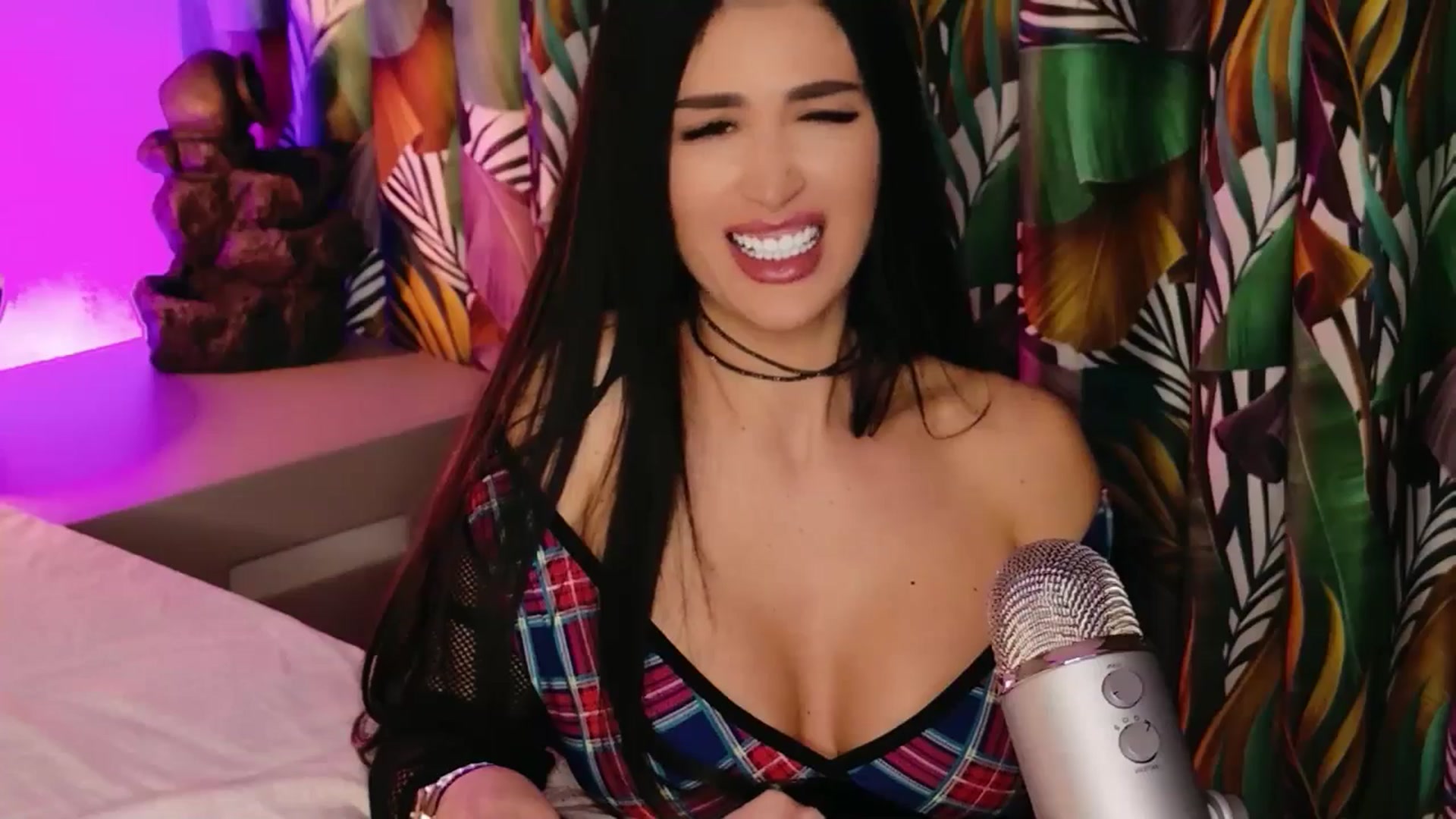 AllisonDesire video thumbnail