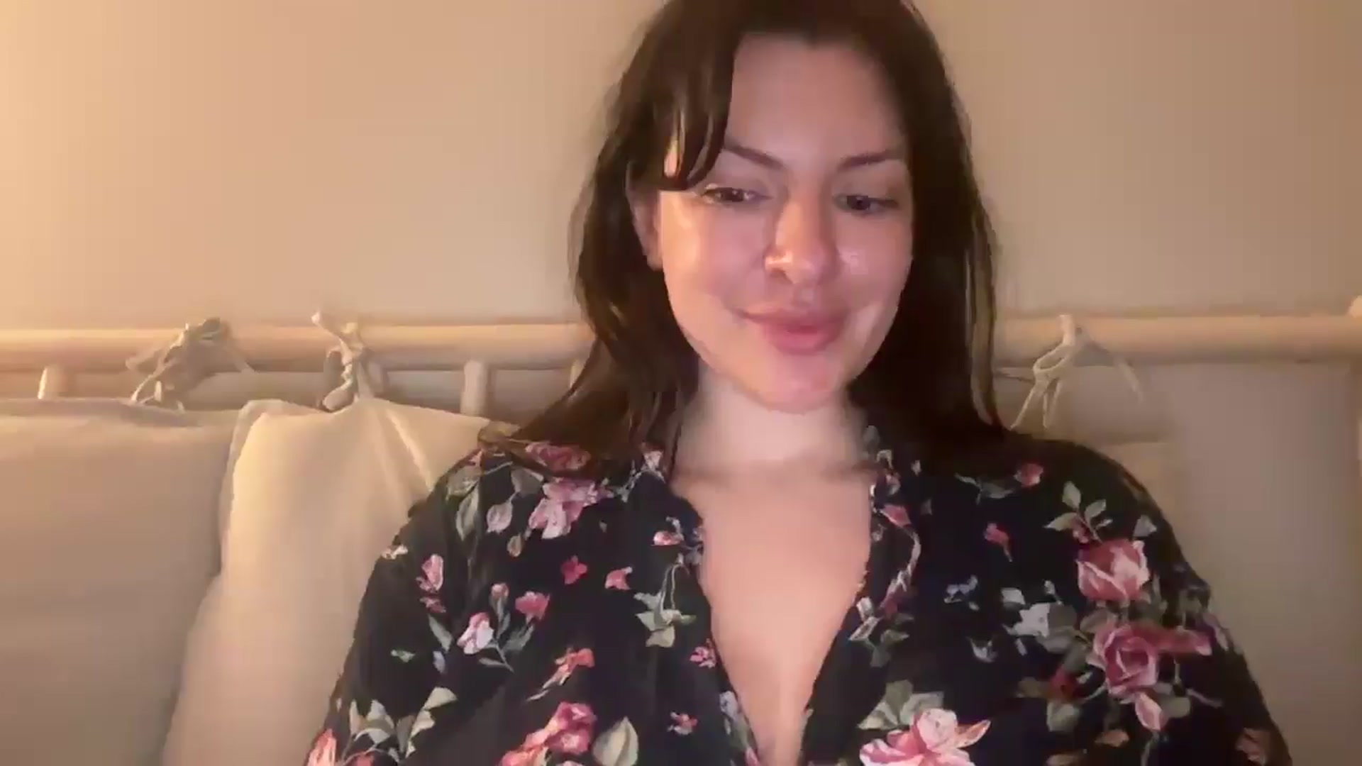EvaEvelin video thumbnail