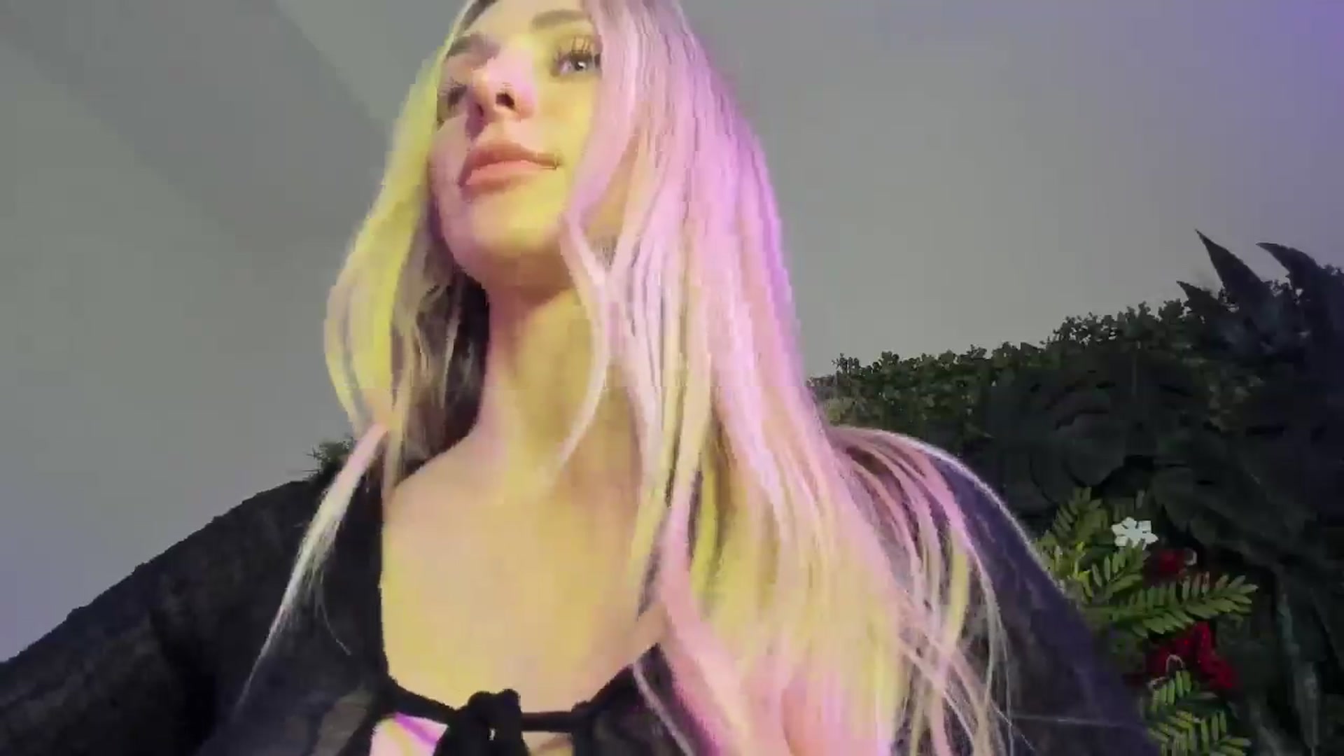 Horny_Blond video thumbnail