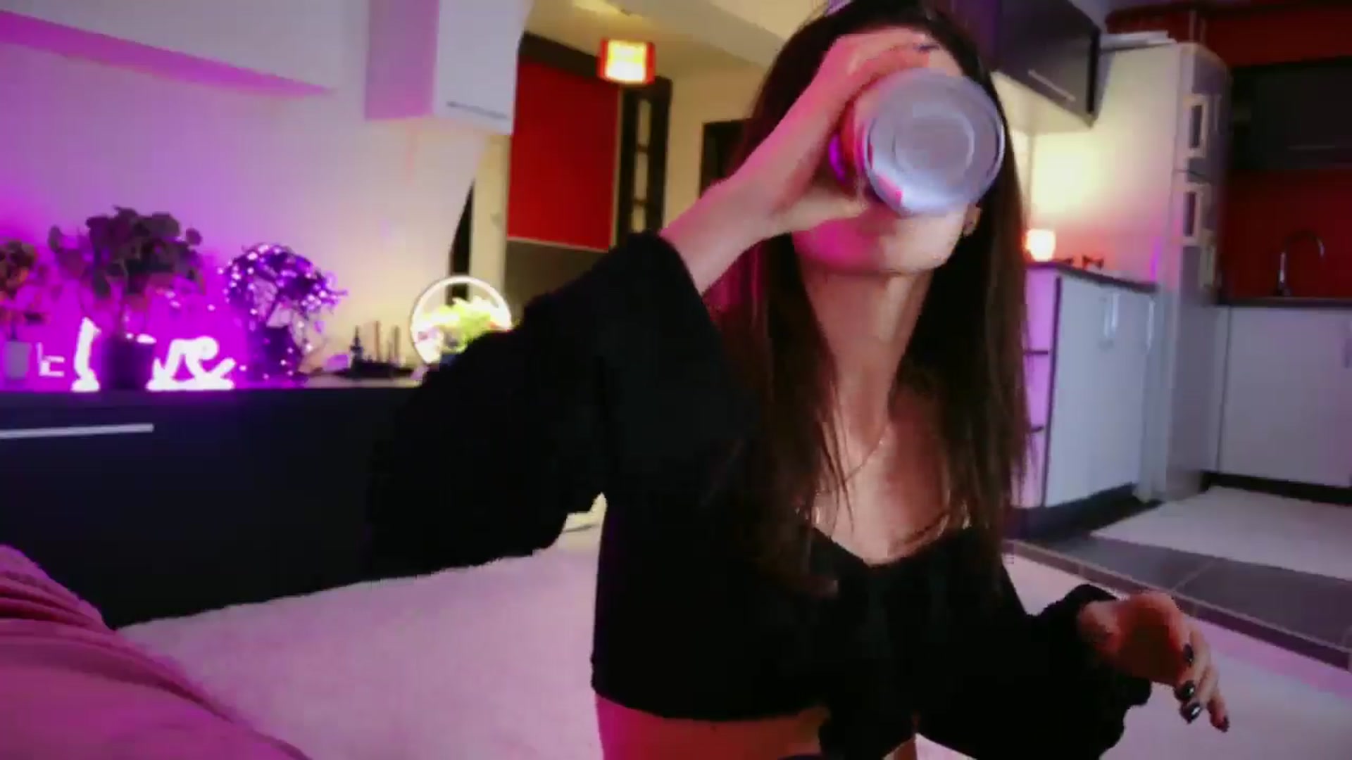 SmileyTinaa video thumbnail