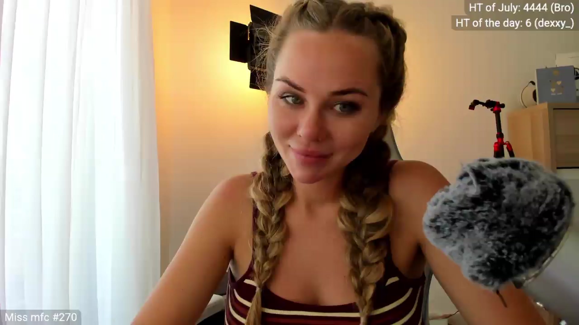 Linda_0nline video thumbnail