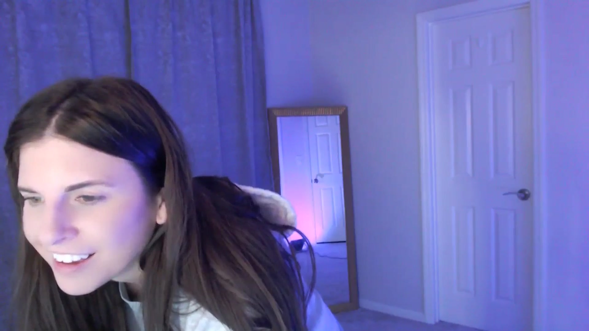 Anna_Online video thumbnail