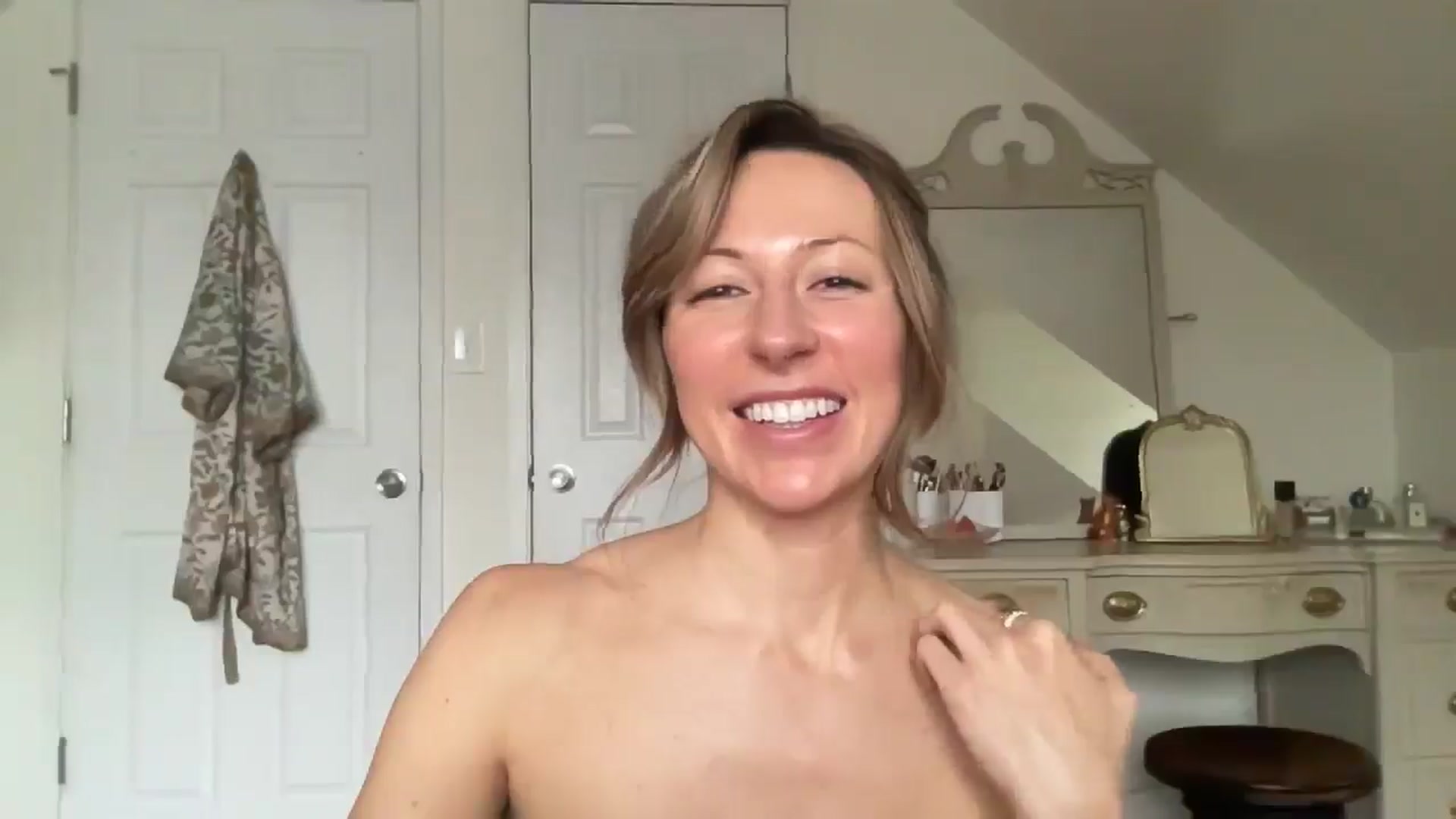 bellabaxxxter video thumbnail