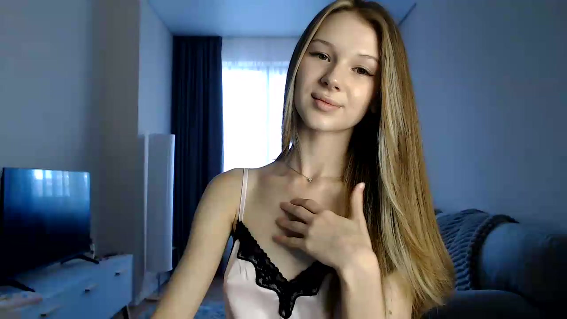 CuteBlonde video thumbnail