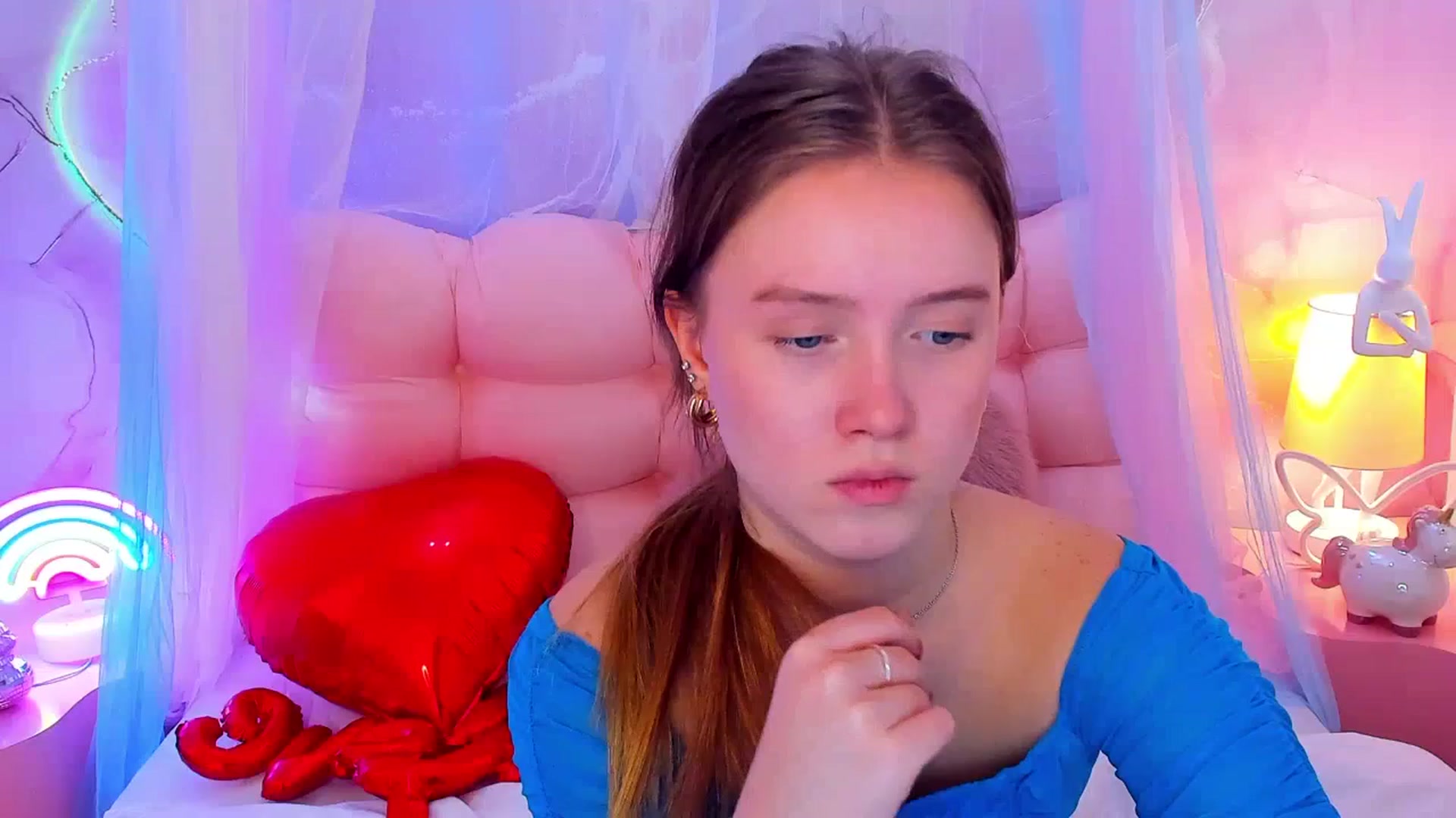 Beatrizz video thumbnail