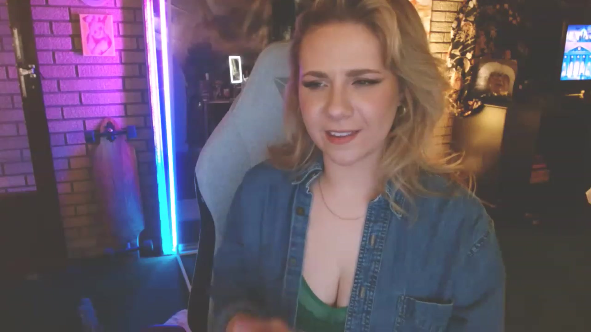 Sweetestlilly video thumbnail