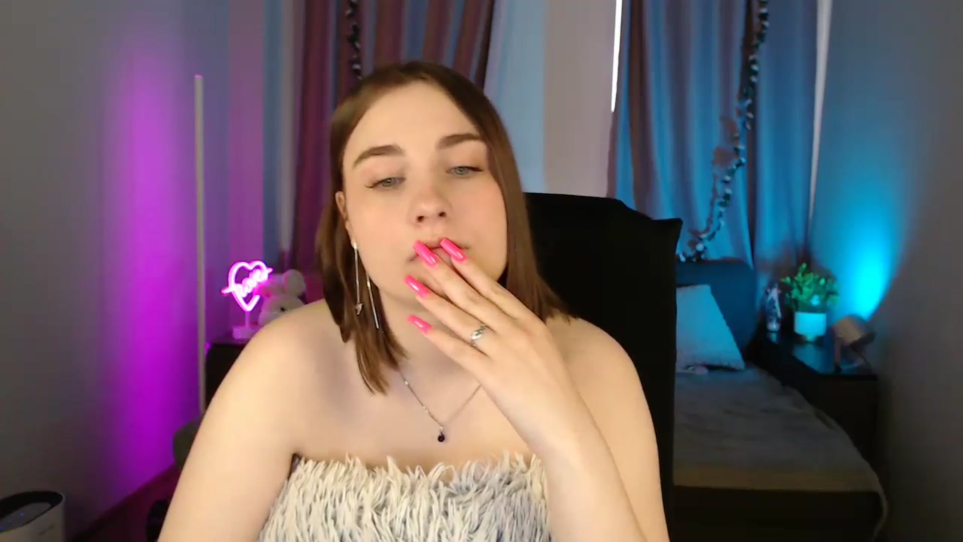 LaneyGrey video thumbnail
