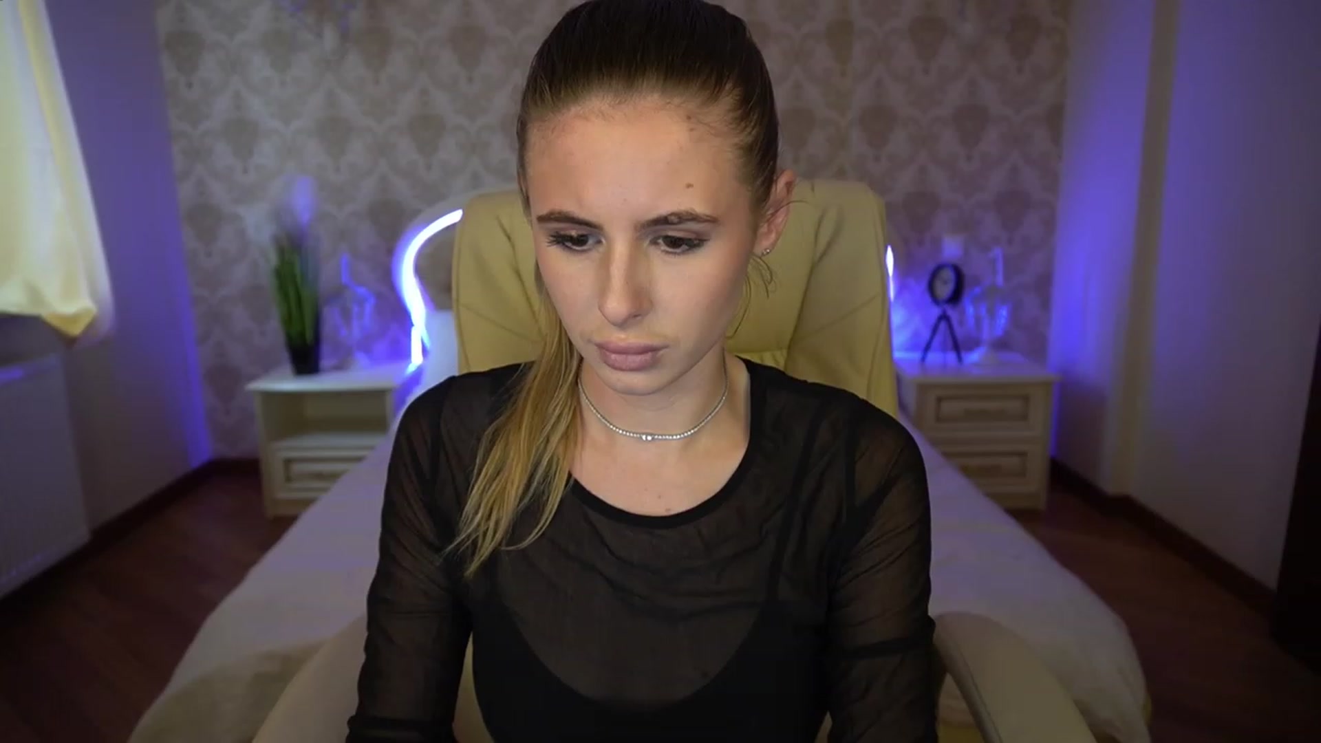 MissGadriela video thumbnail