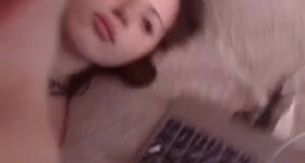 IsabelleDoll video thumbnail