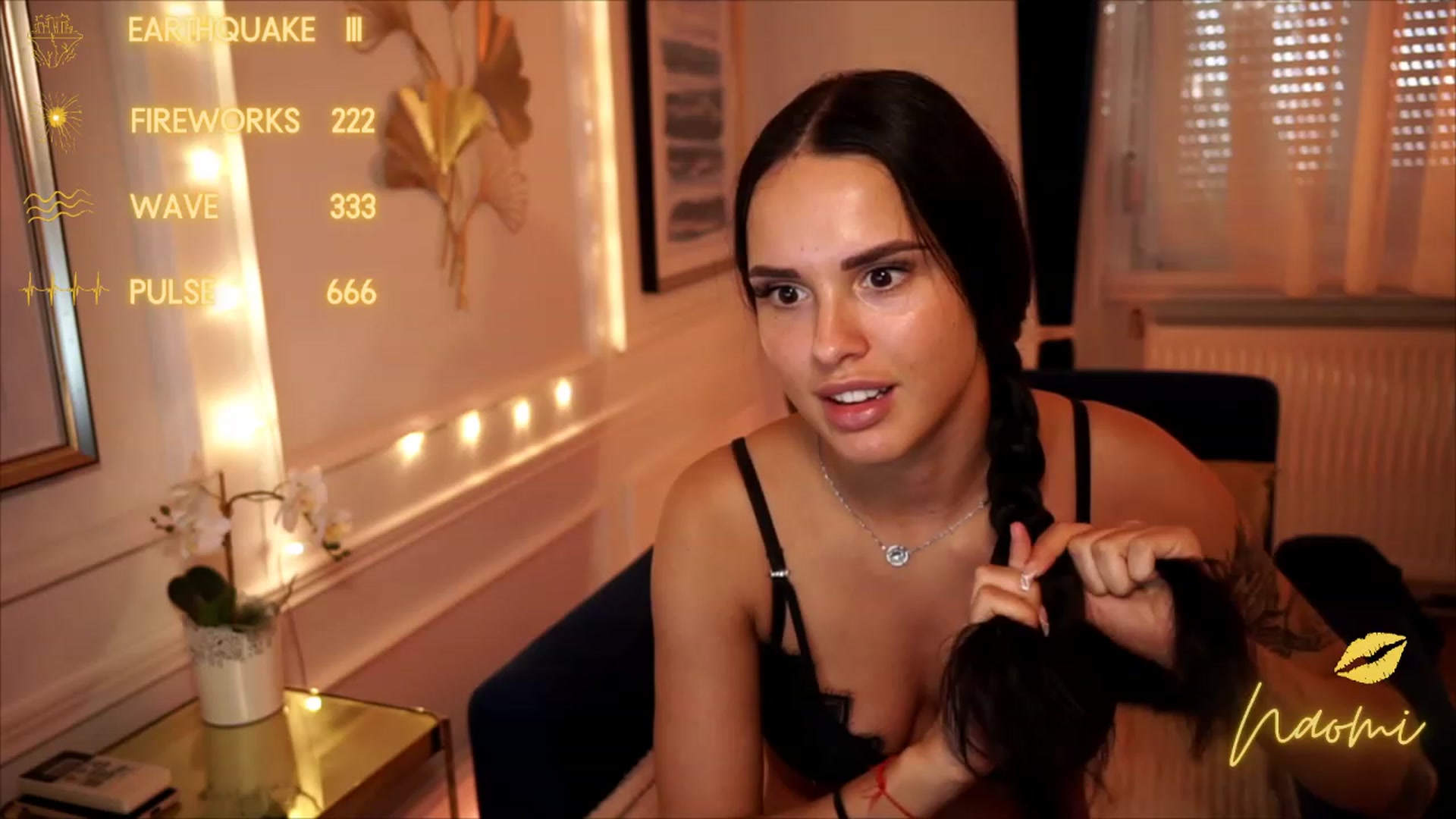 cinnabellee video thumbnail