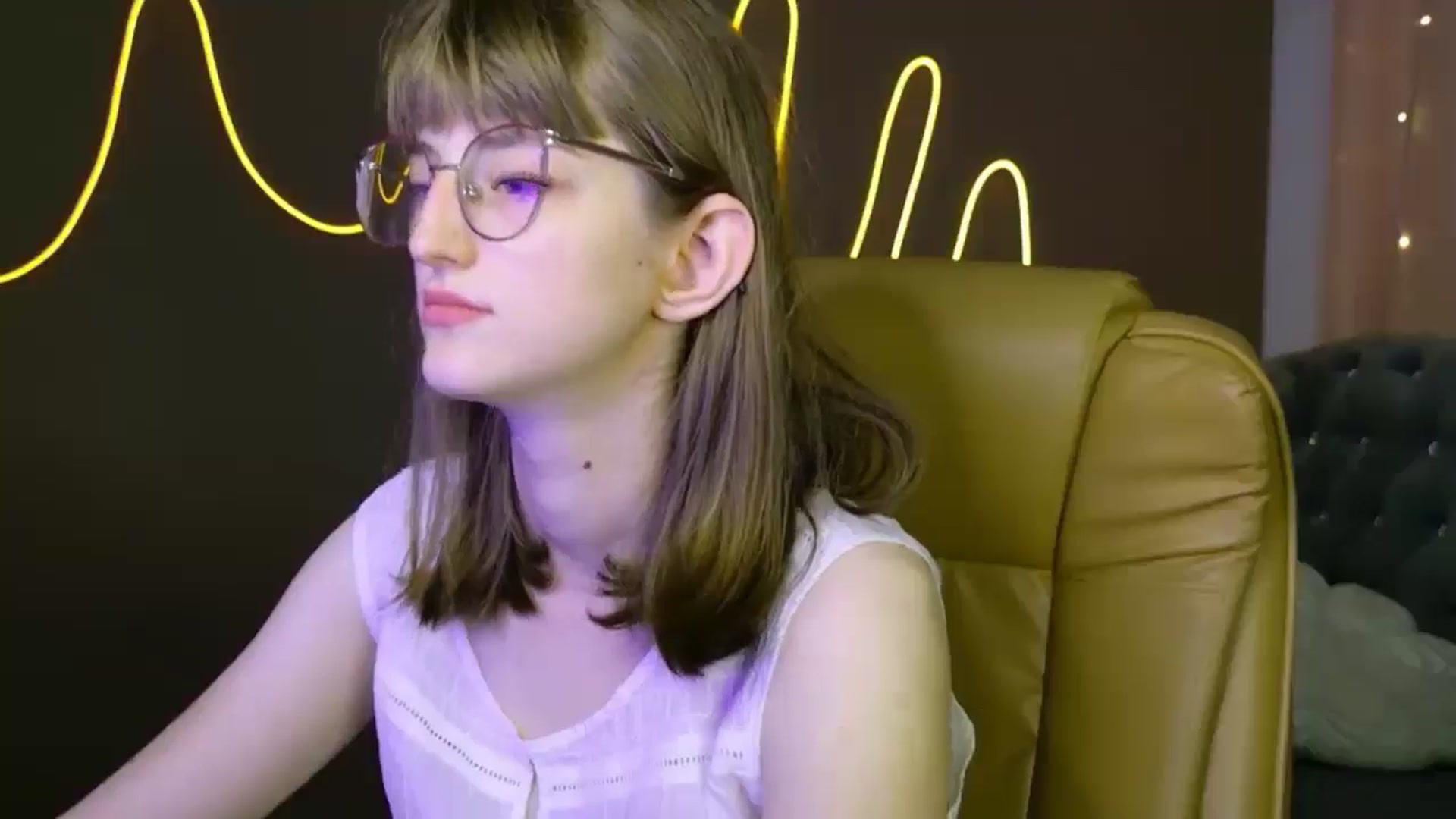 EmyLure video thumbnail