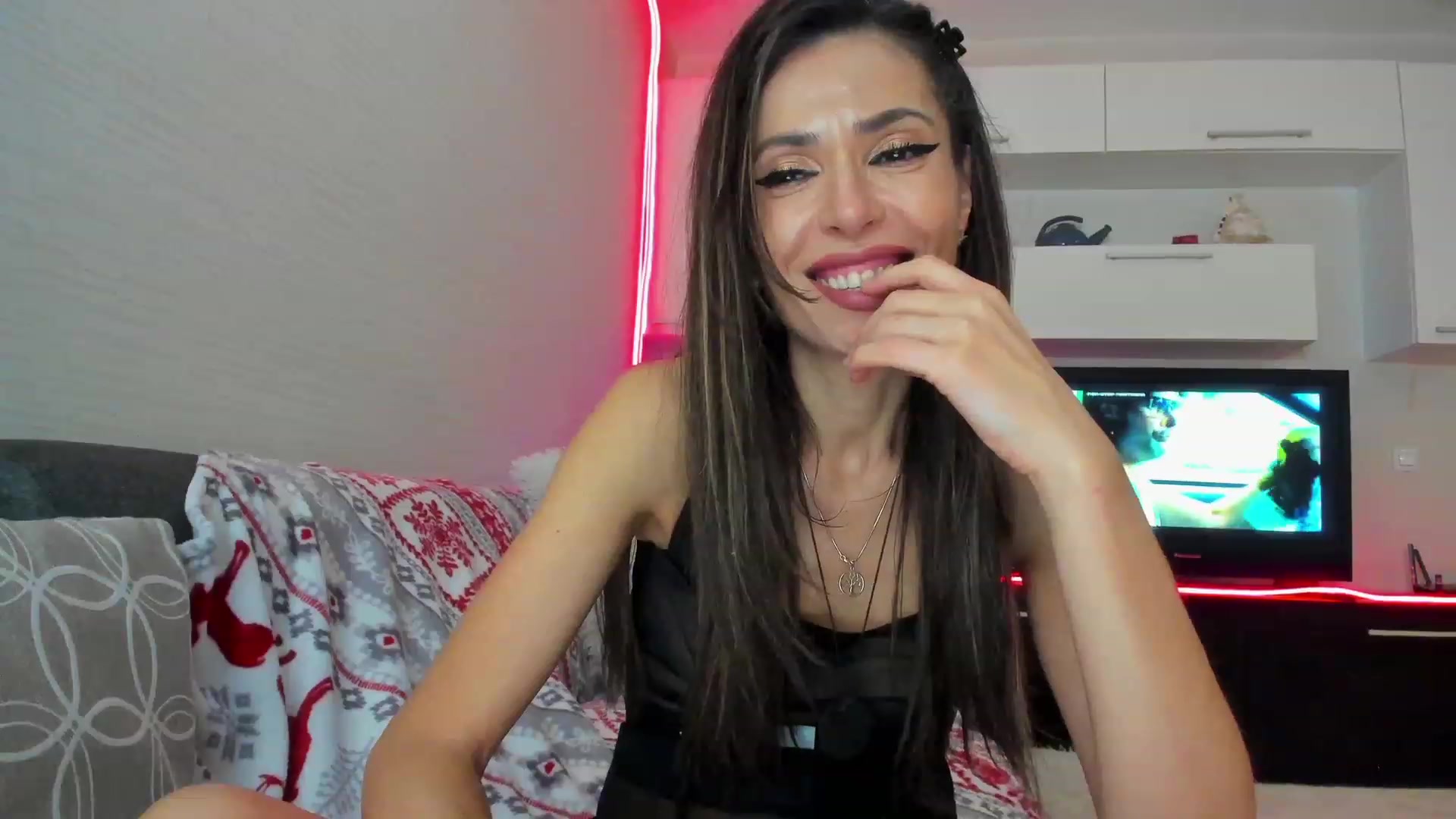 SmileyTinaa video thumbnail