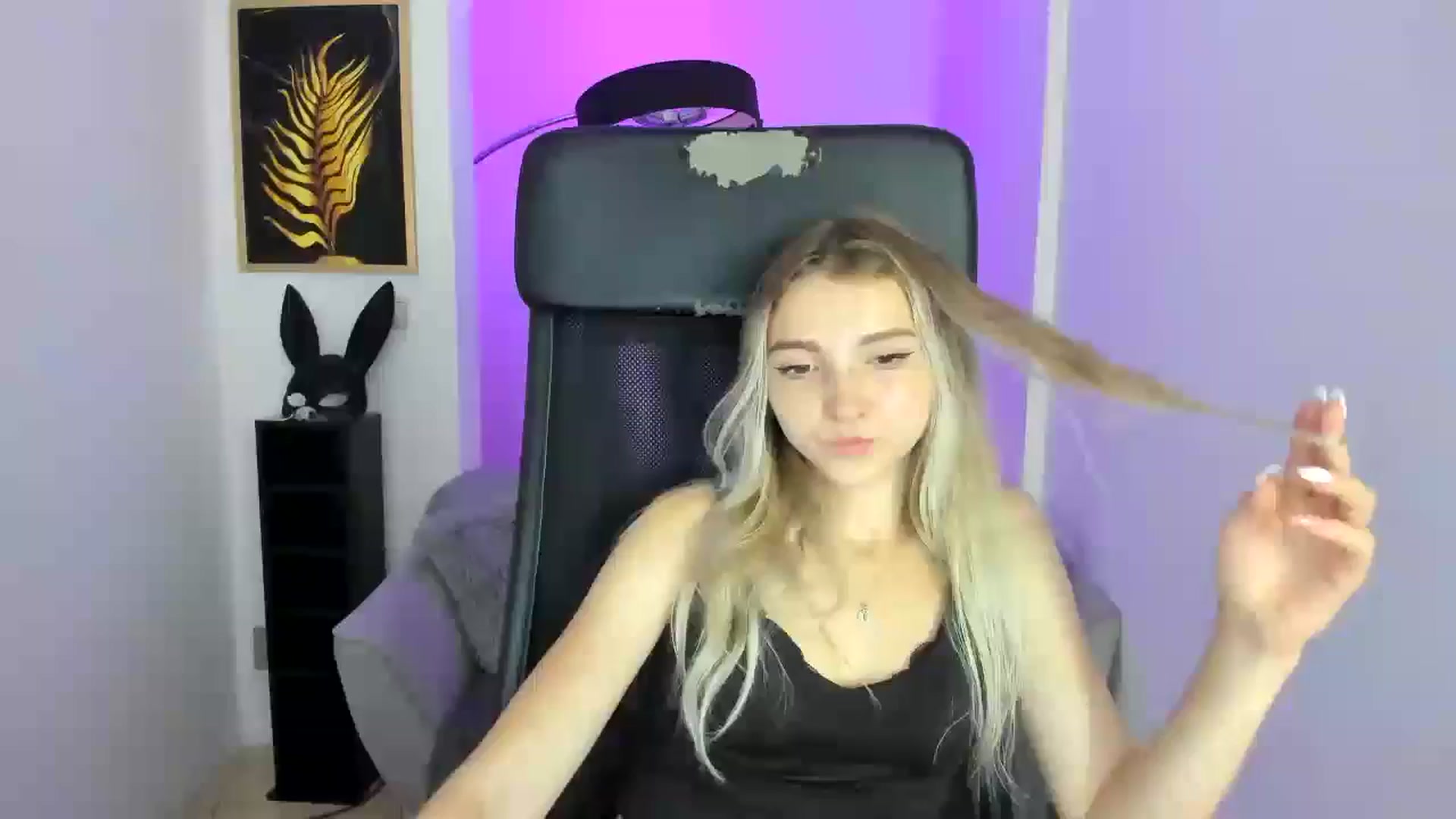 Daisyy video thumbnail