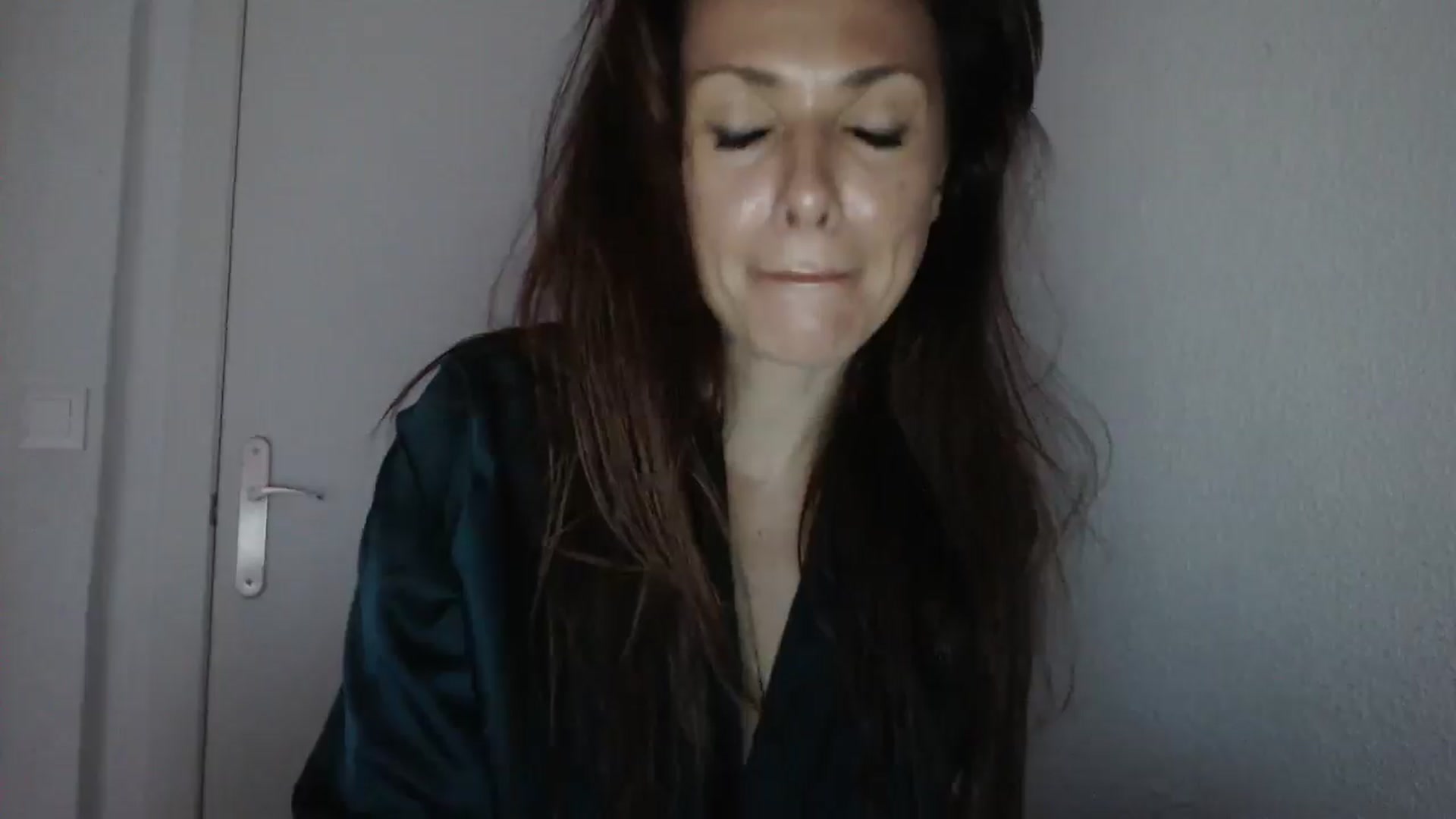 ItsLizi video thumbnail
