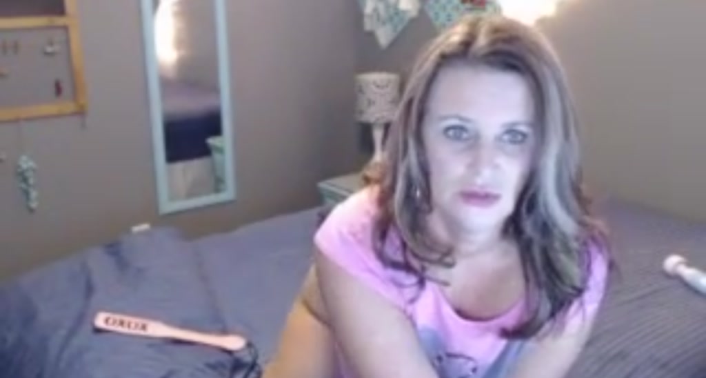 Wife_Layla video thumbnail