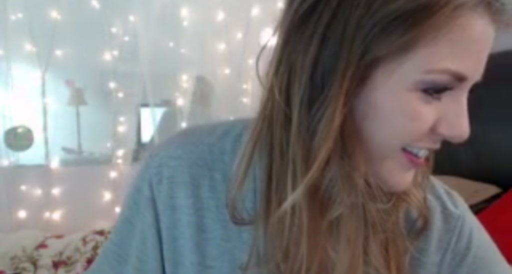 Charli_Snow video thumbnail